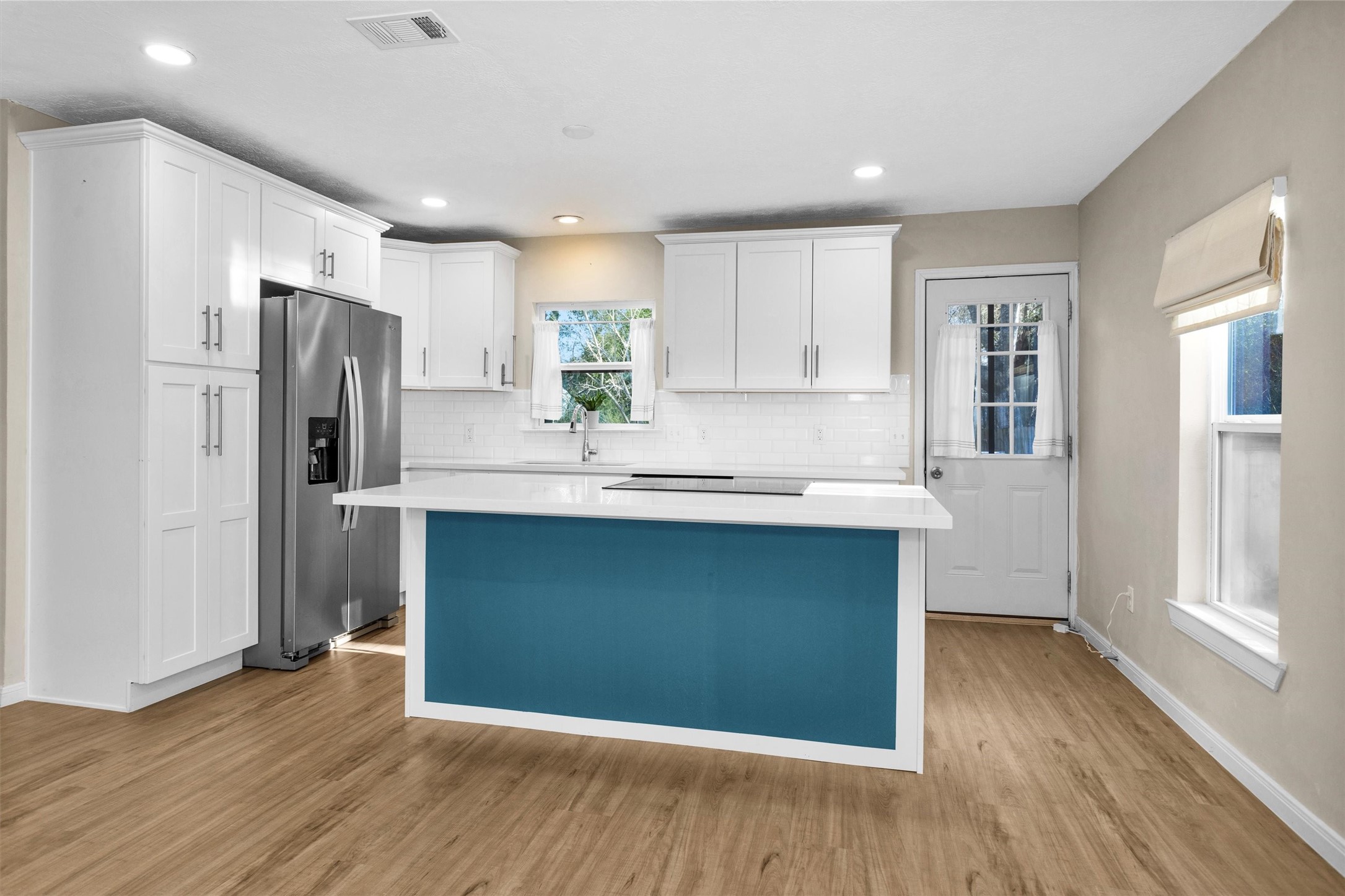221 Carrell Street Property Photo 14