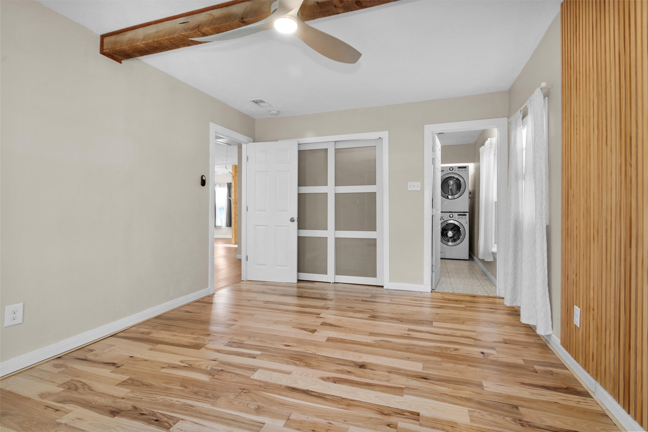 221 Carrell Street Property Photo 27