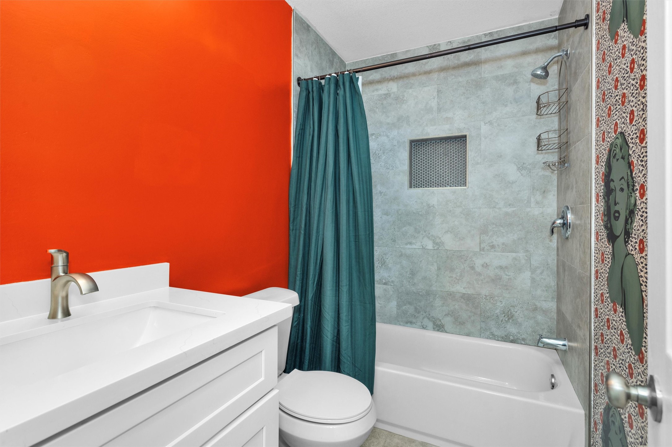 221 Carrell Street Property Photo 34