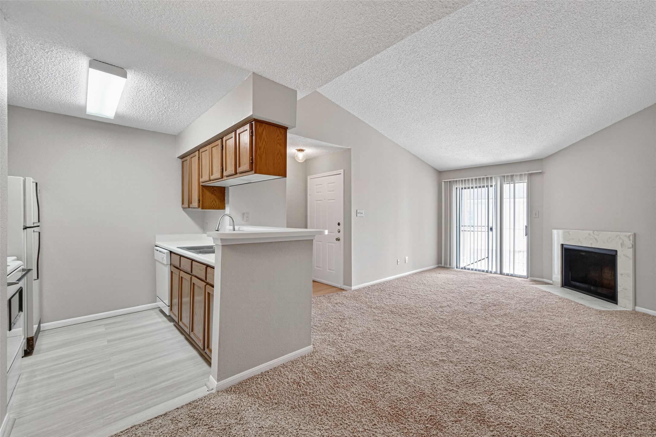 12550 Whittington Drive 610 Property Photo 1