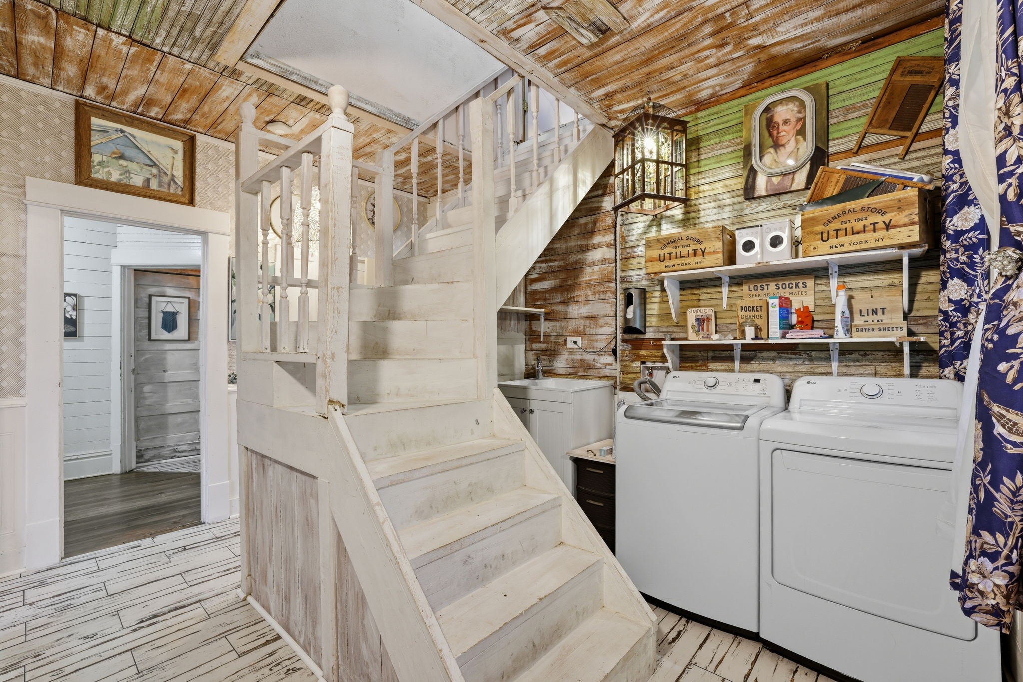 410 S Carroll Street Property Photo 15