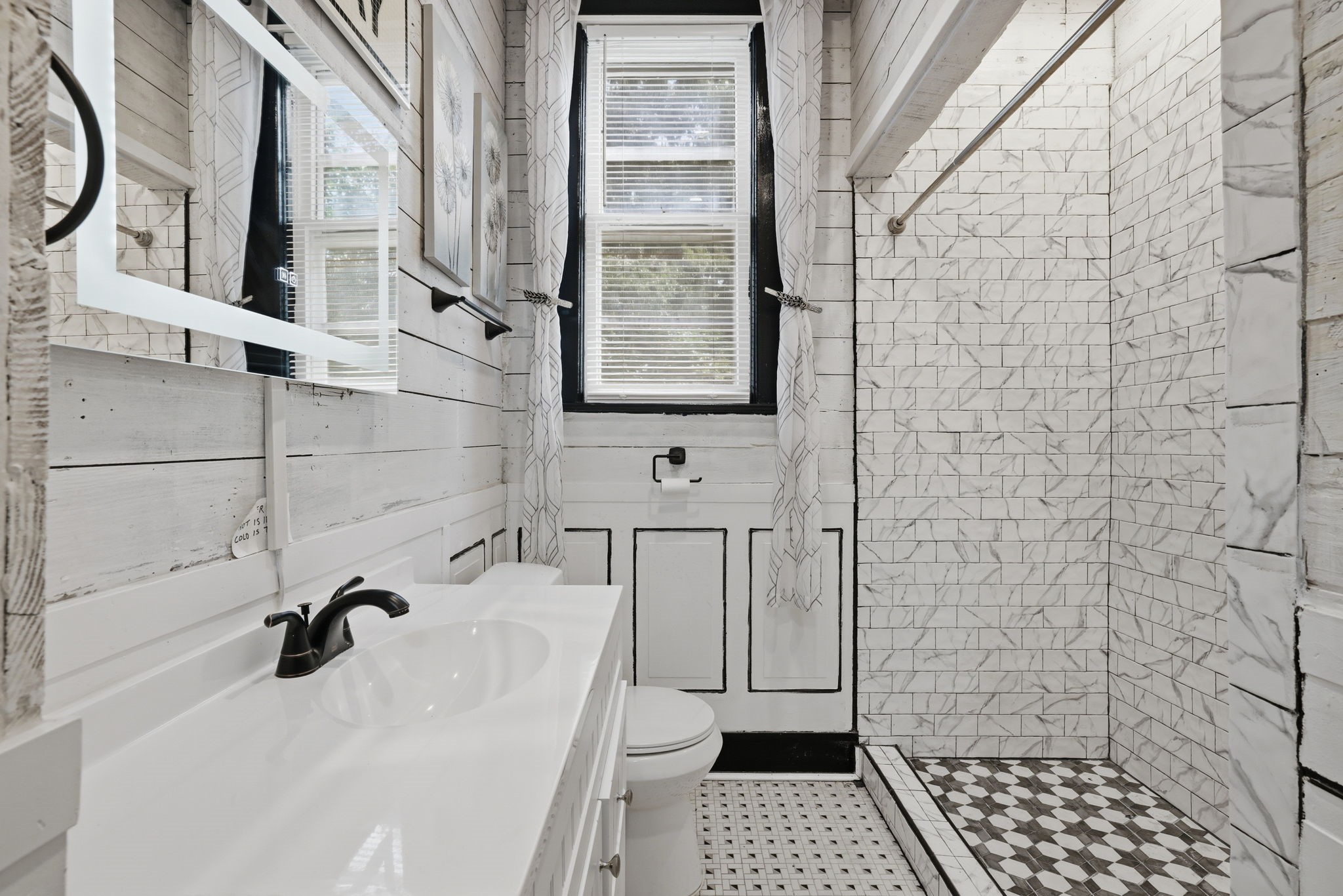 410 S Carroll Street Property Photo 18