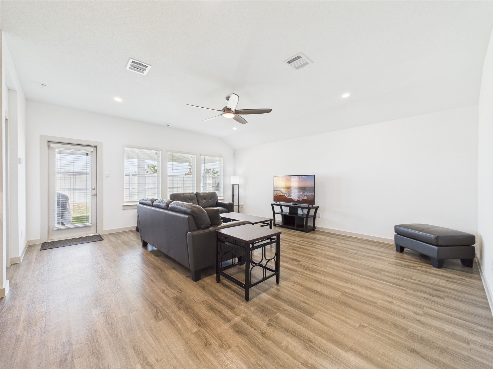 1127 Curly Angora Court Property Photo 4