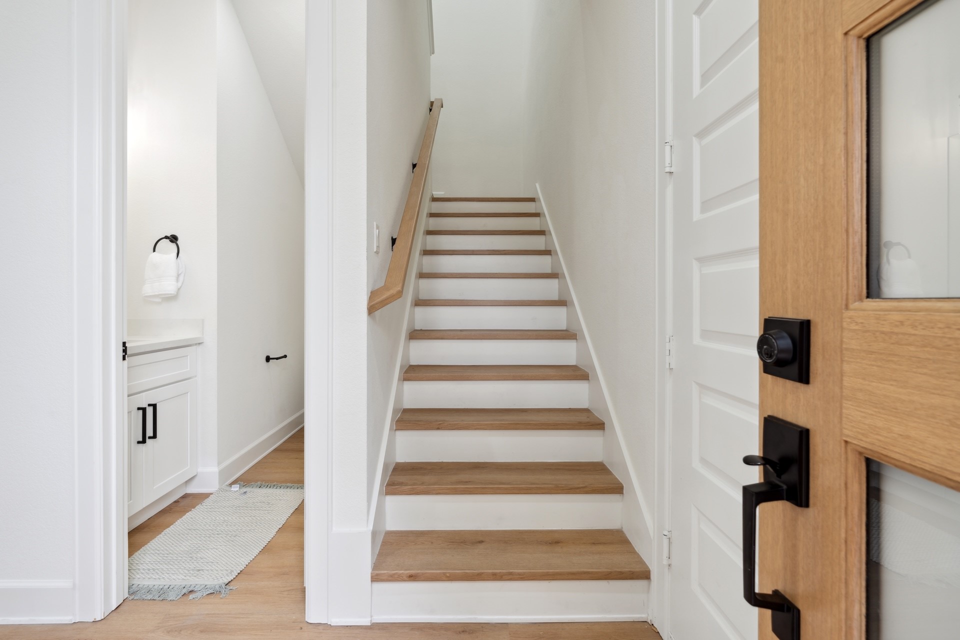 6408 Foster Street Property Photo 10