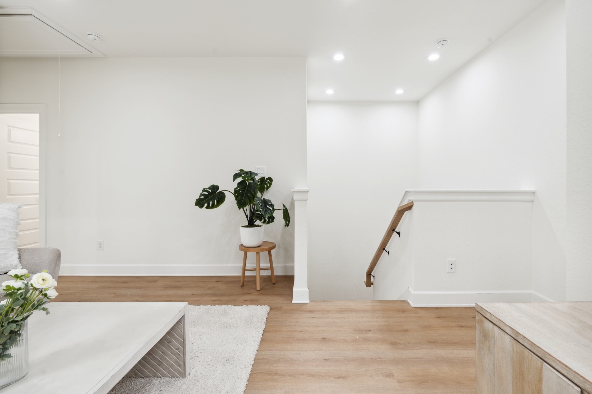 6408 Foster Street Property Photo 14