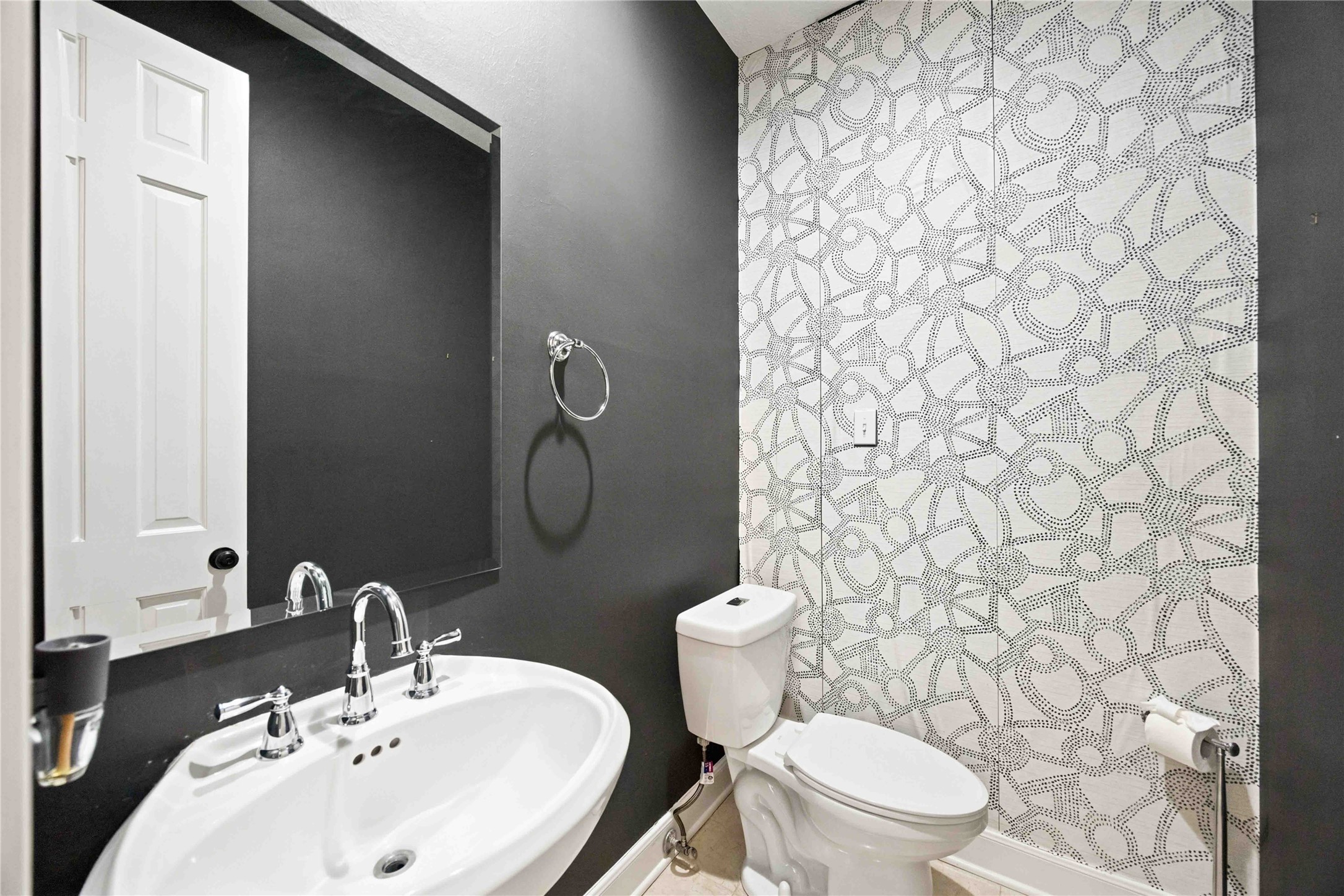 2718 Bermuda Dunes Drive Property Photo 20