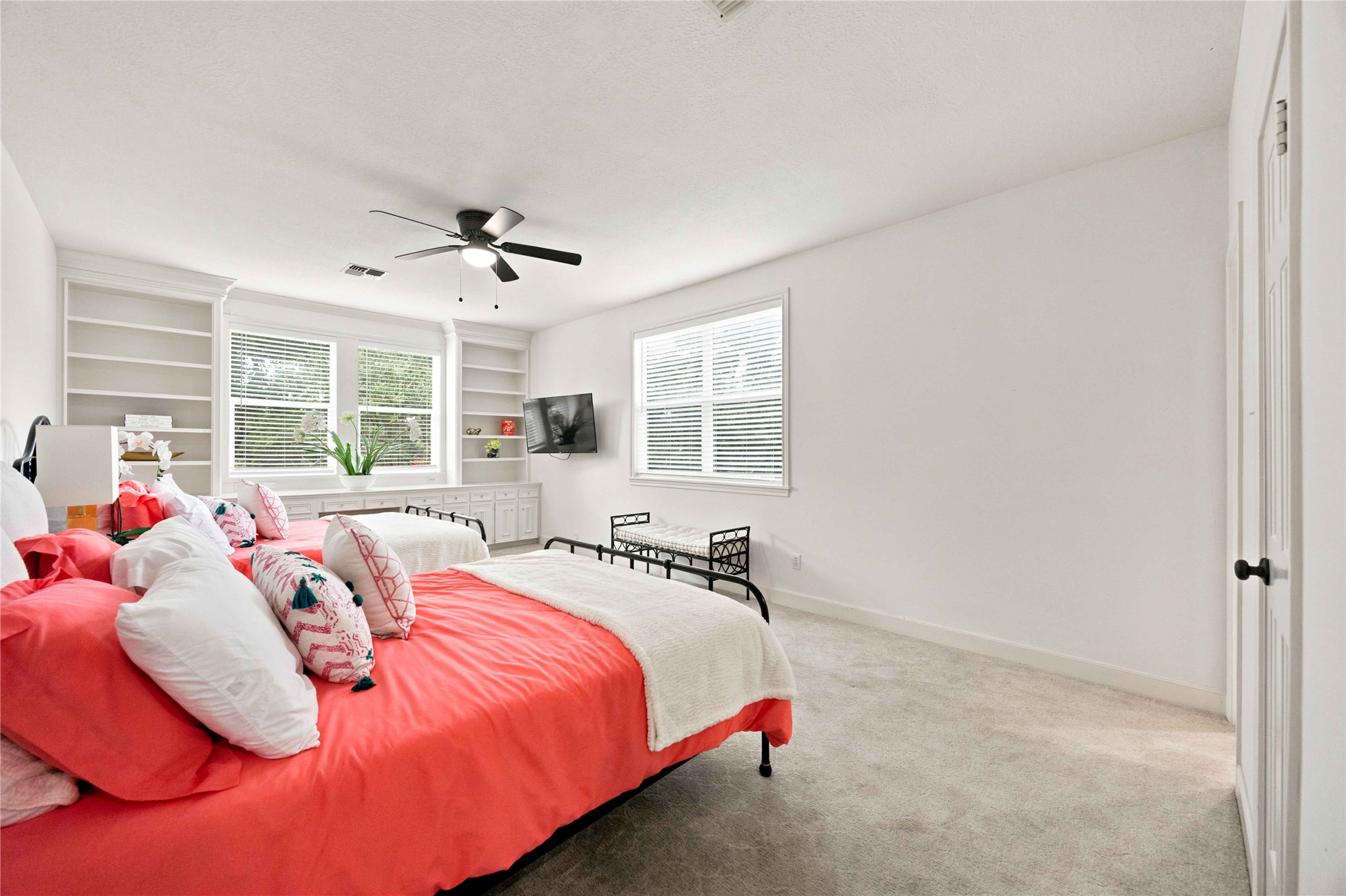 2718 Bermuda Dunes Drive Property Photo 45