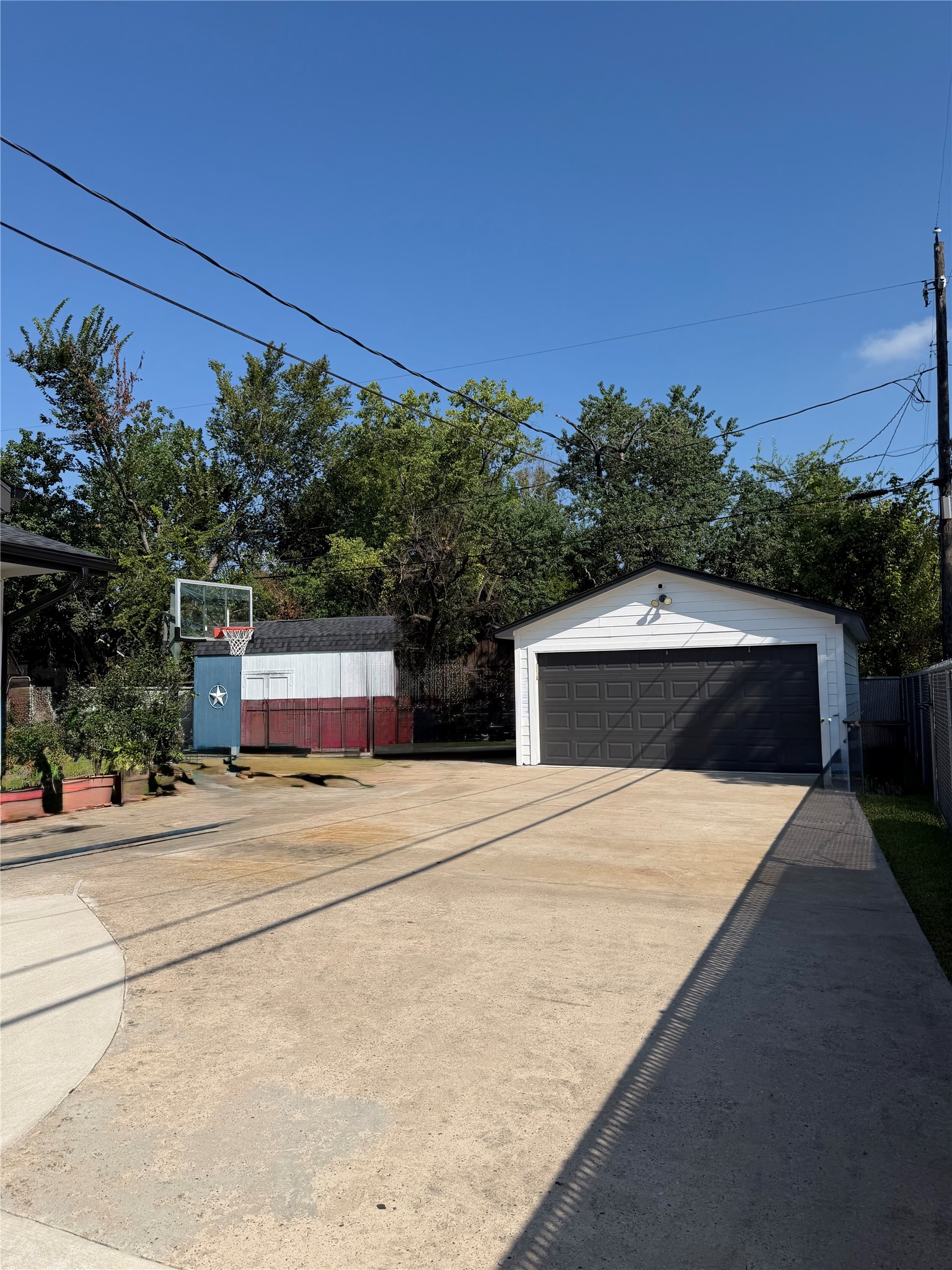 10345 Muscatine Street Property Photo 10