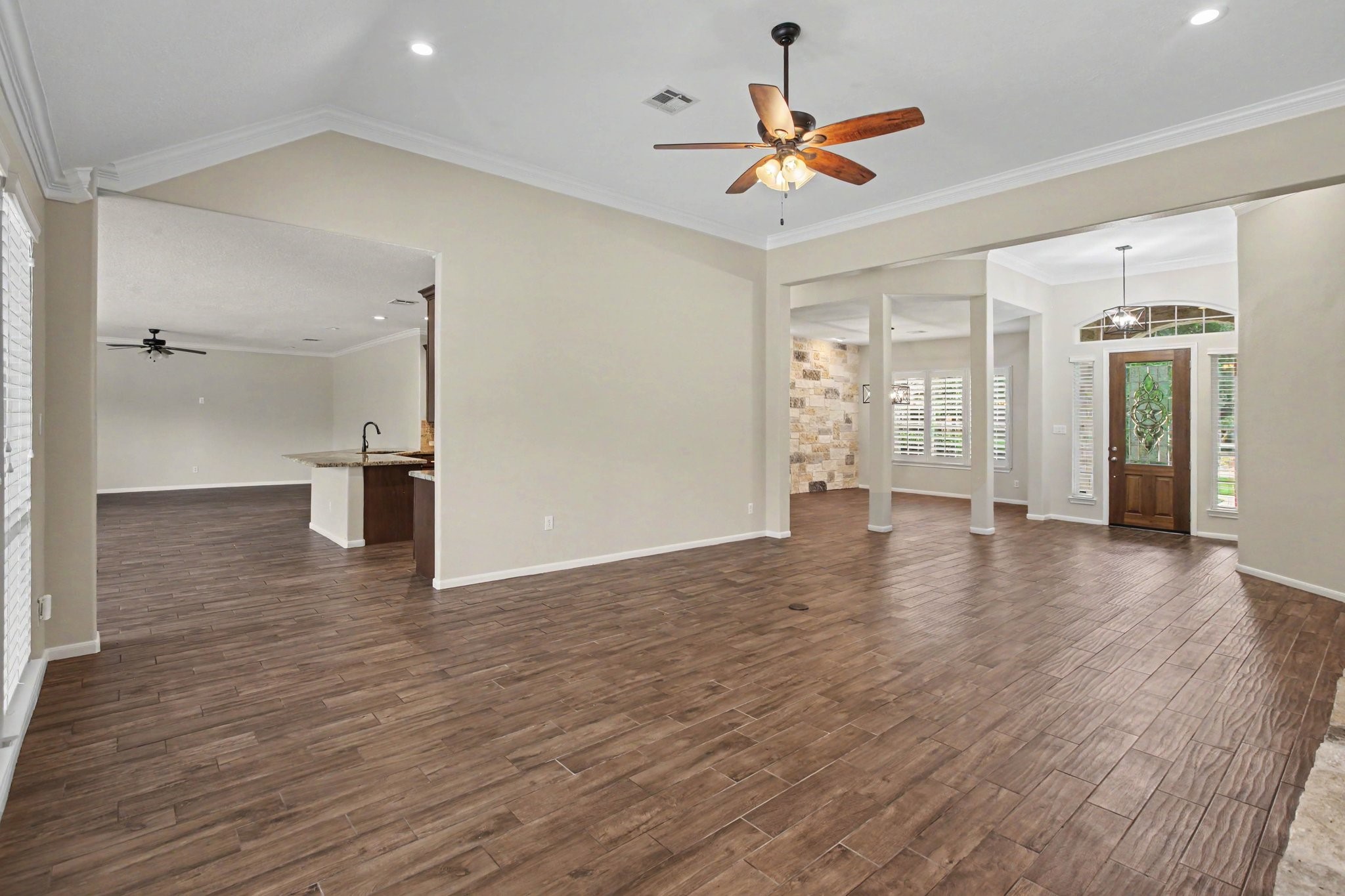 52 La Jolla Circle Property Photo 2