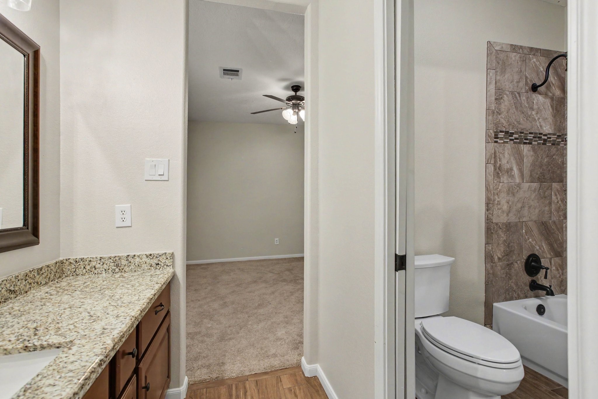 52 La Jolla Circle Property Photo 14