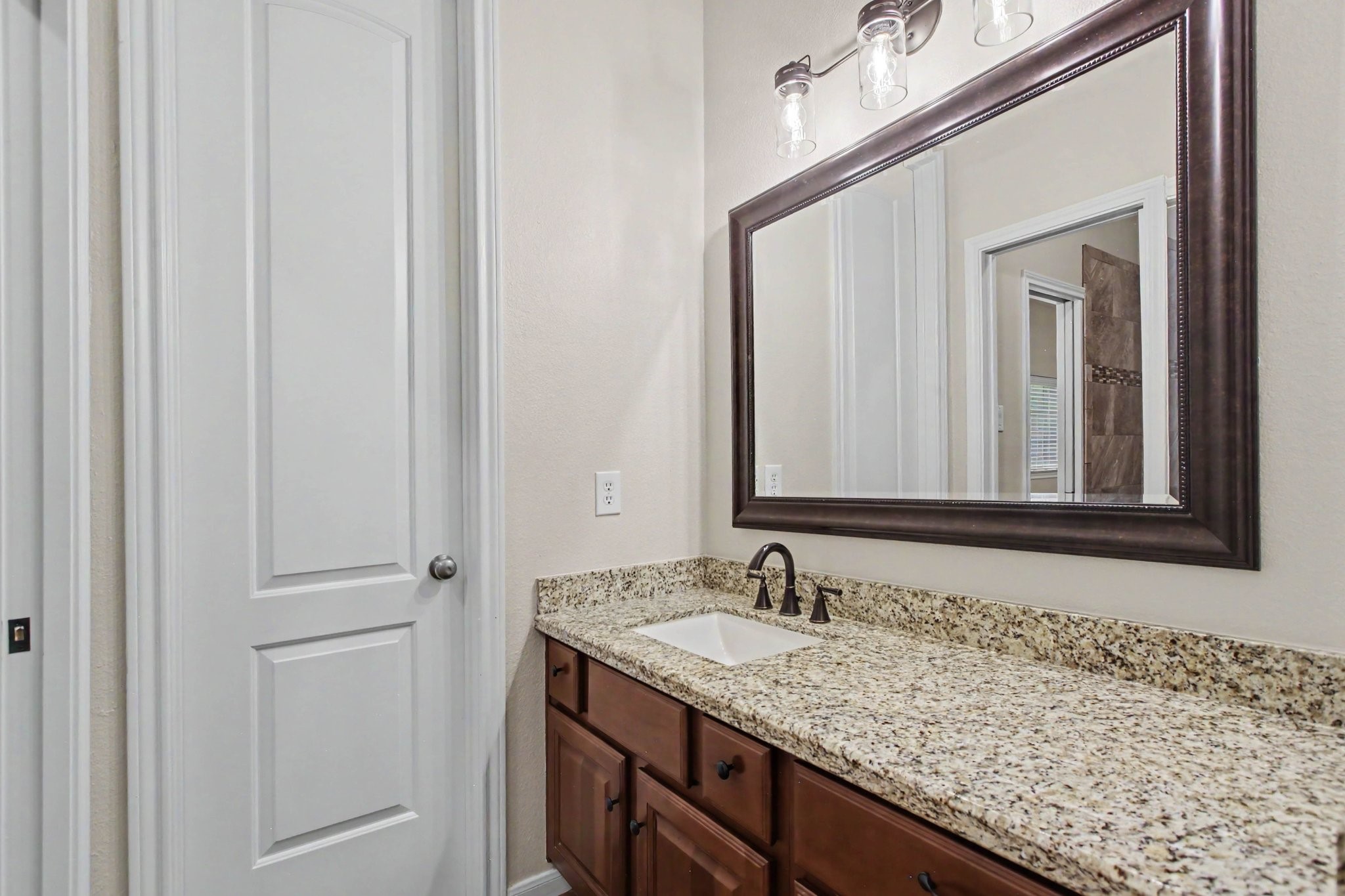 52 La Jolla Circle Property Photo 15