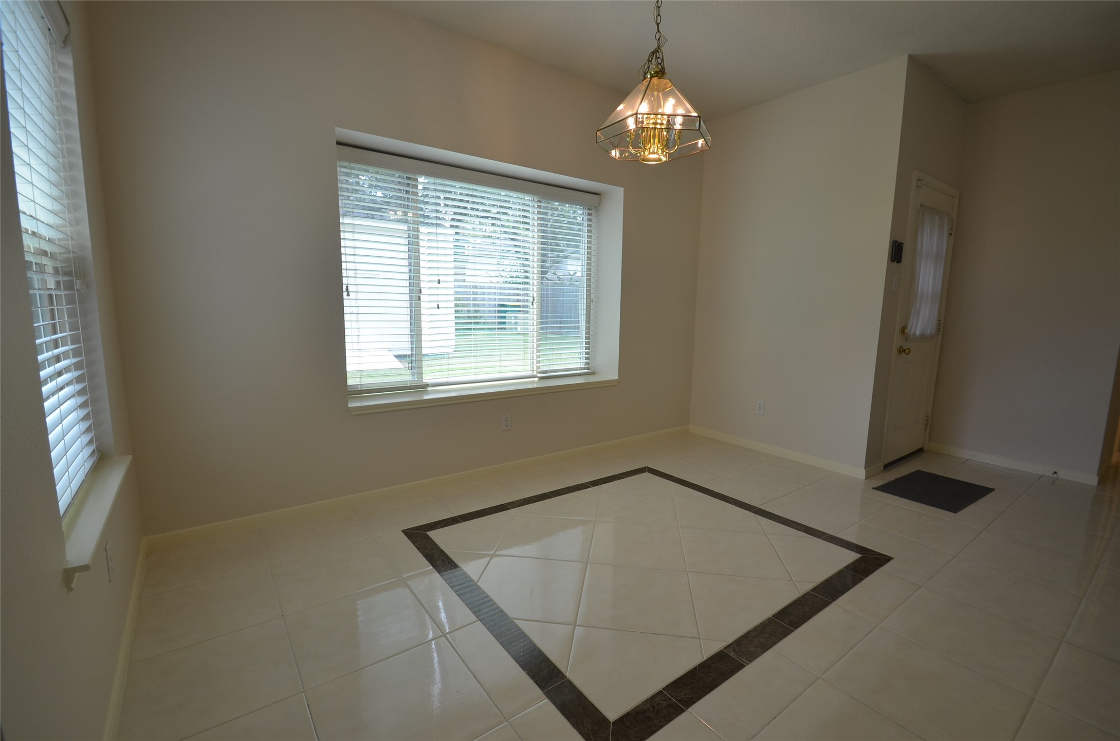 1504 Pine Grove Lane Property Photo 11