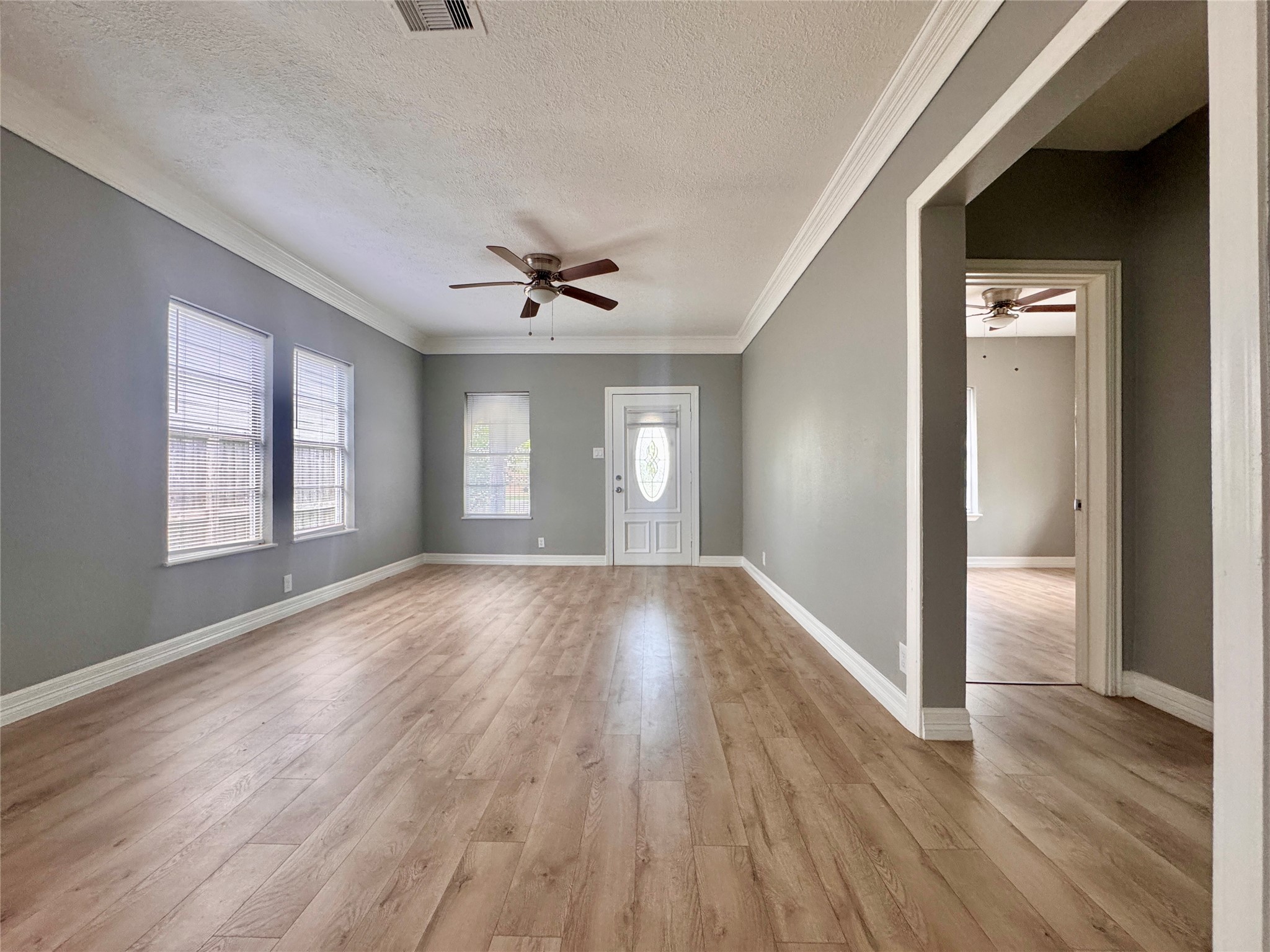 4106 Robertson Street Property Photo 5