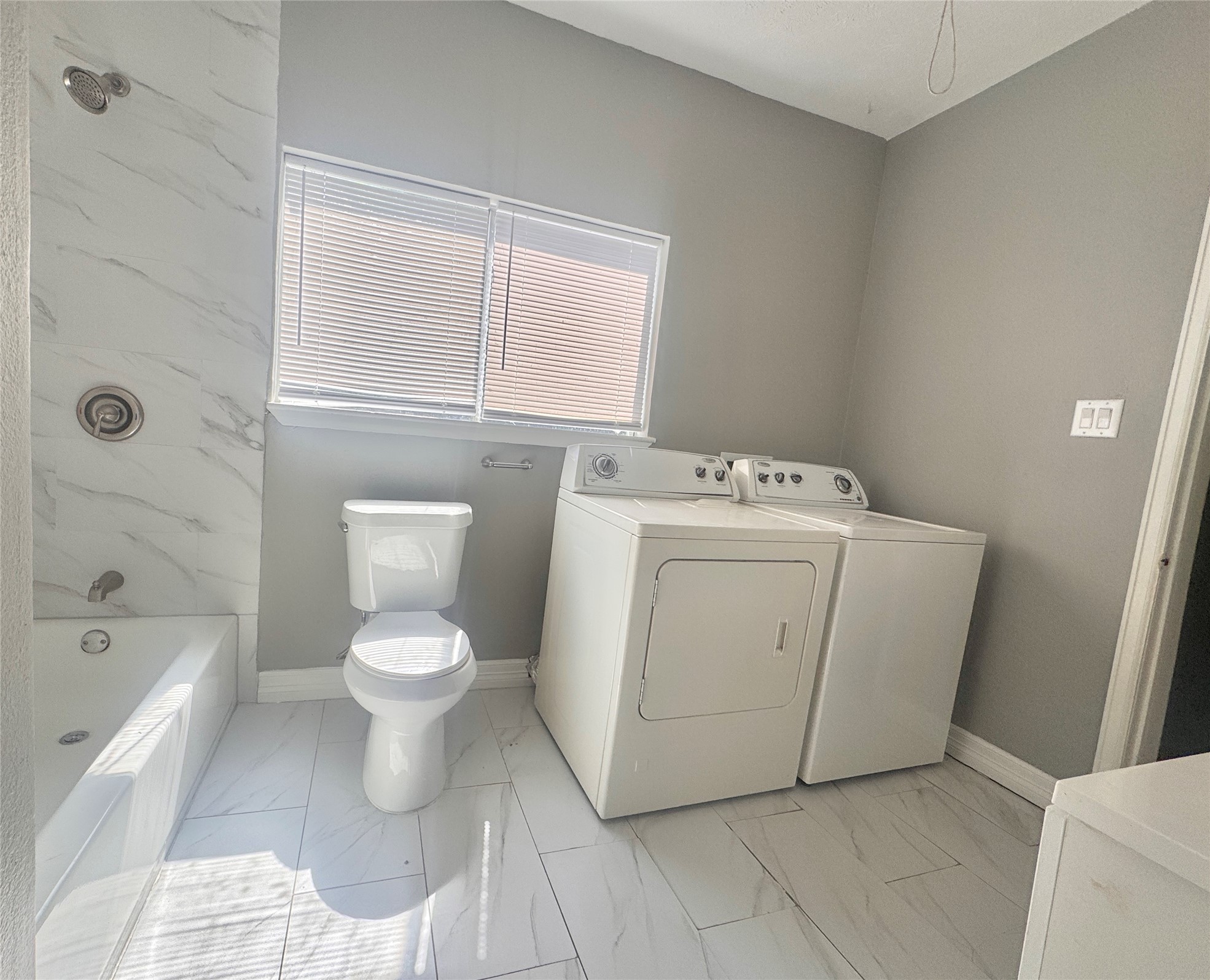 4106 Robertson Street Property Photo 13