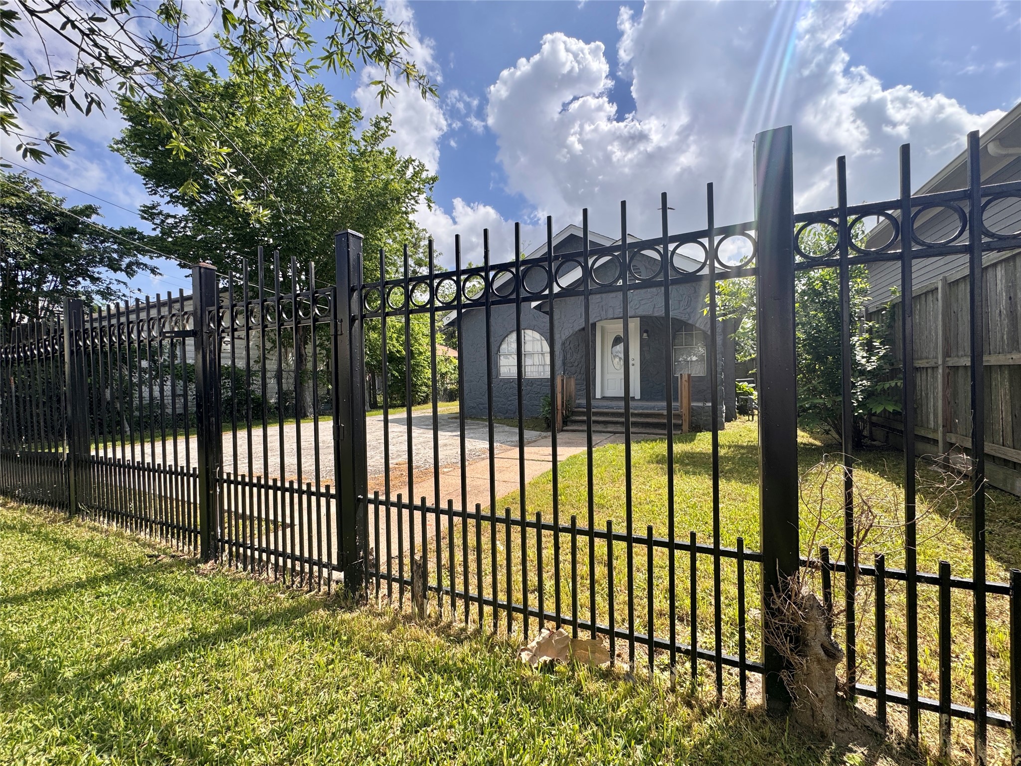 4106 Robertson Street Property Photo 17