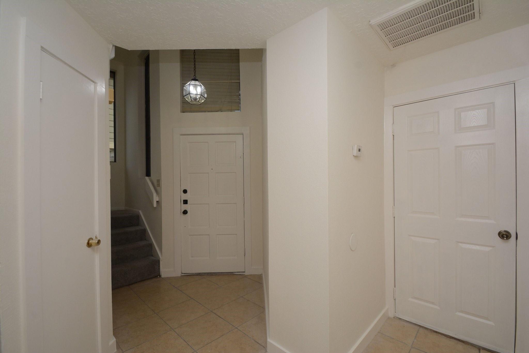 12407 S Rylander Circle Property Photo 3