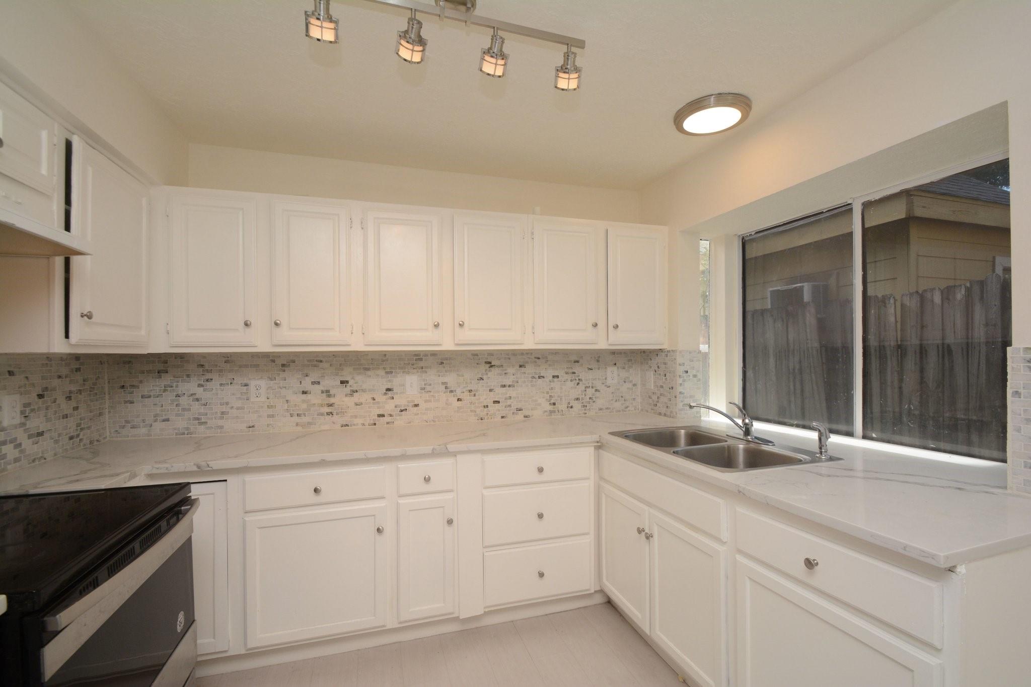 12407 S Rylander Circle Property Photo 7