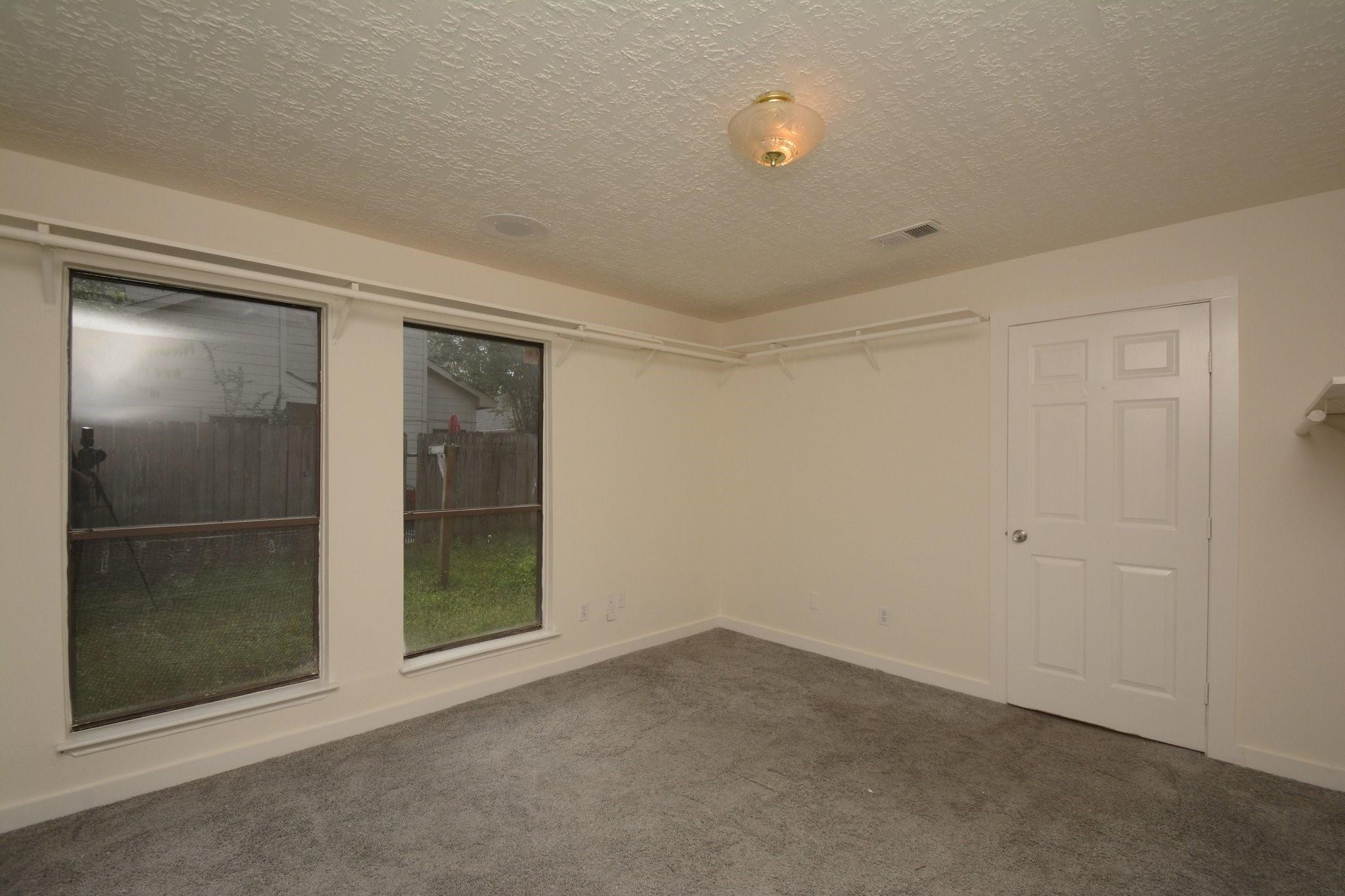 12407 S Rylander Circle Property Photo 8