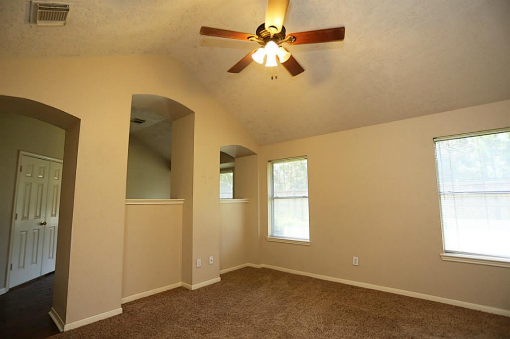 1718 Calmar Drive Property Photo 10