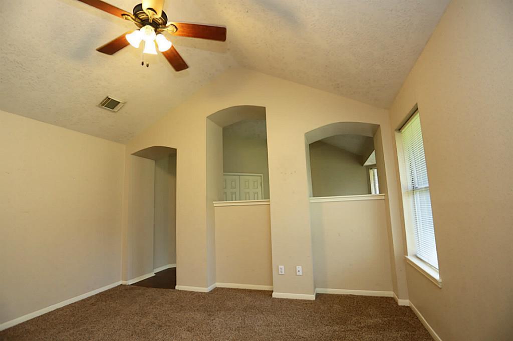 1718 Calmar Drive Property Photo 11