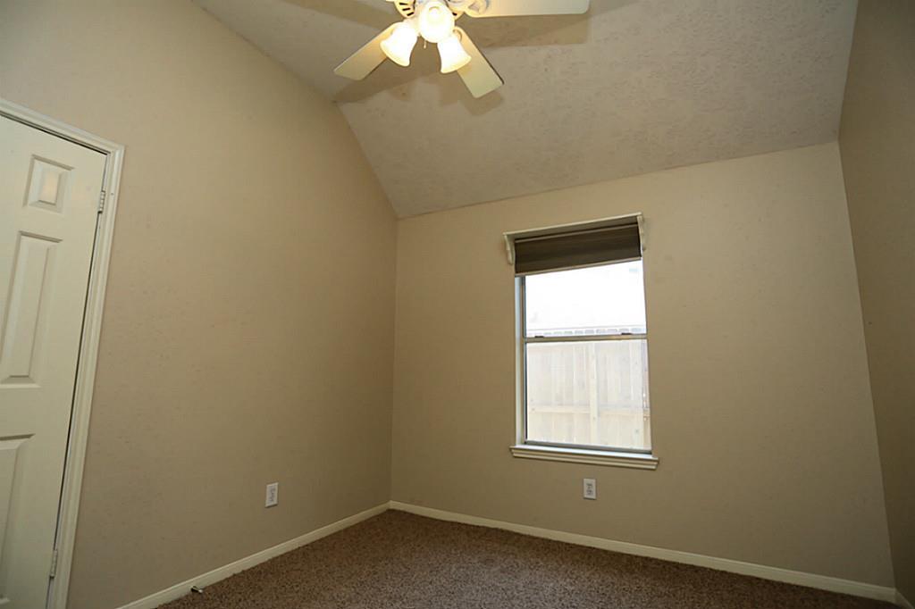 1718 Calmar Drive Property Photo 18