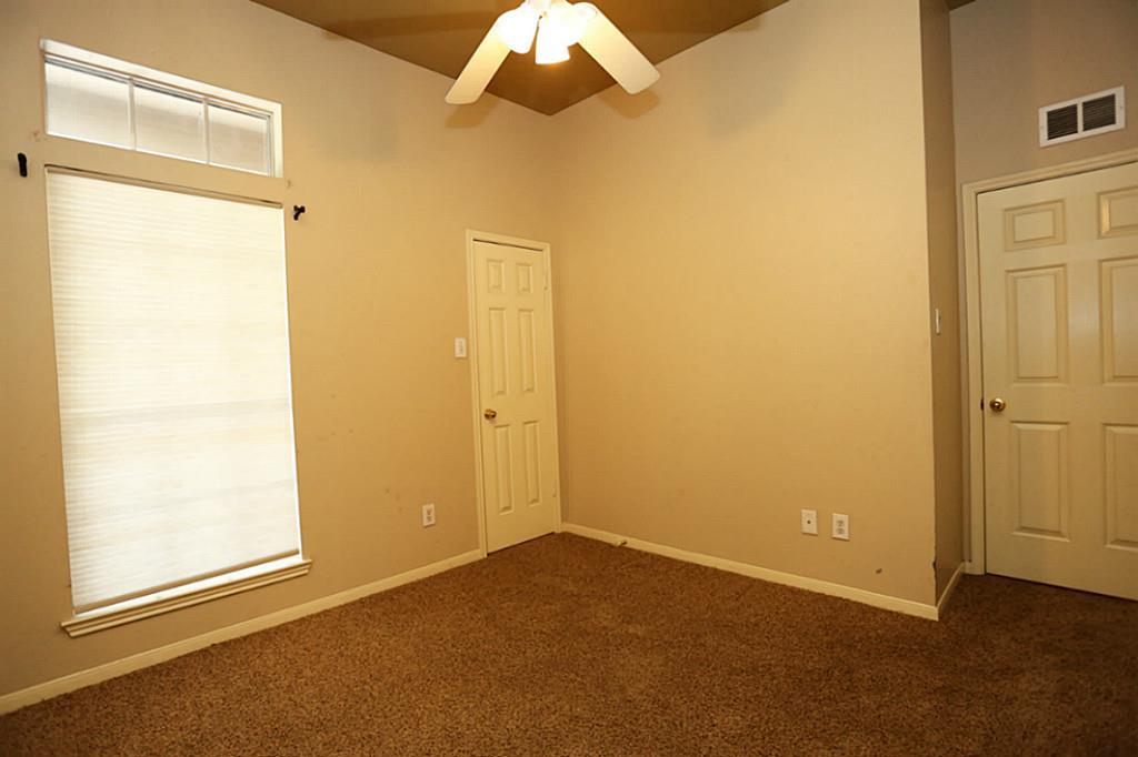 1718 Calmar Drive Property Photo 23