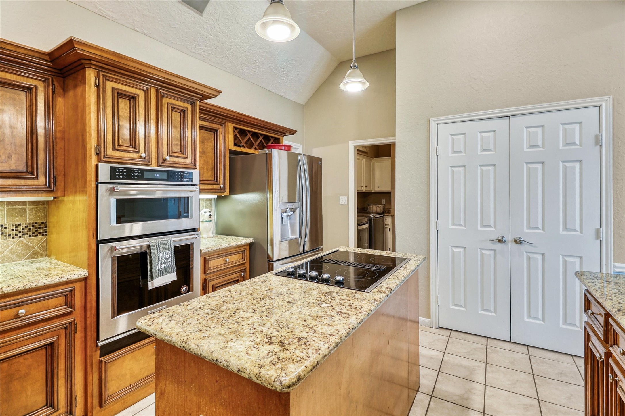 2123 Woodland Drive Property Photo 13