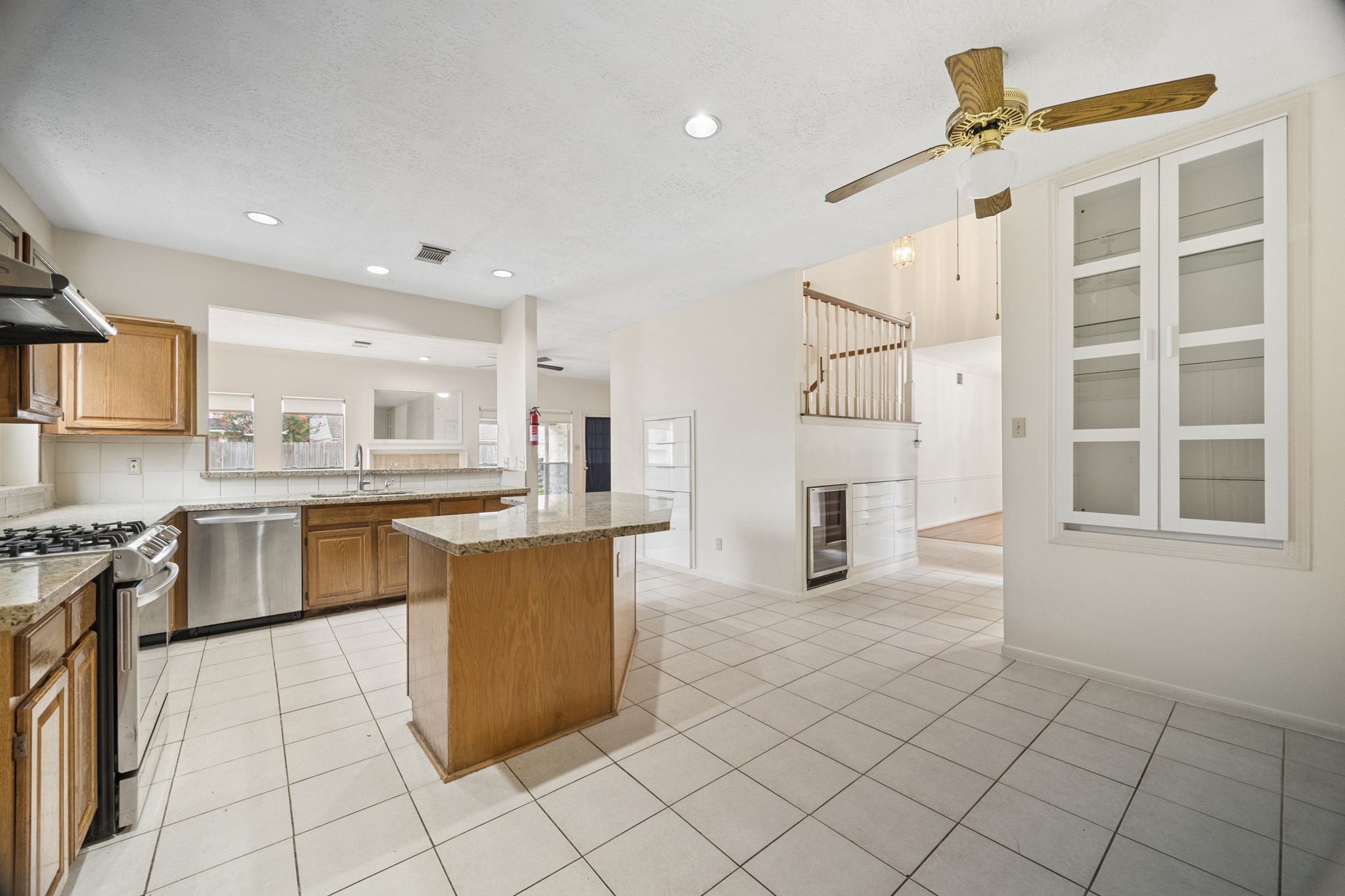 16326 Brush Meadow Court Property Photo 8