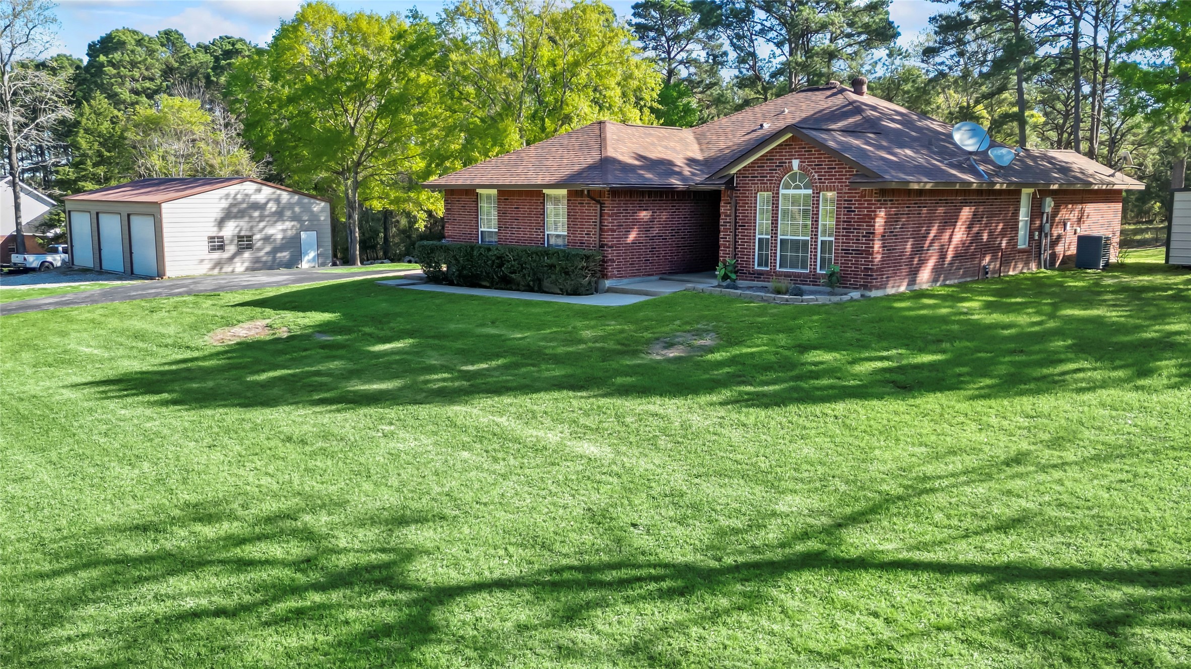 13 Westwood Drive Property Photo 1