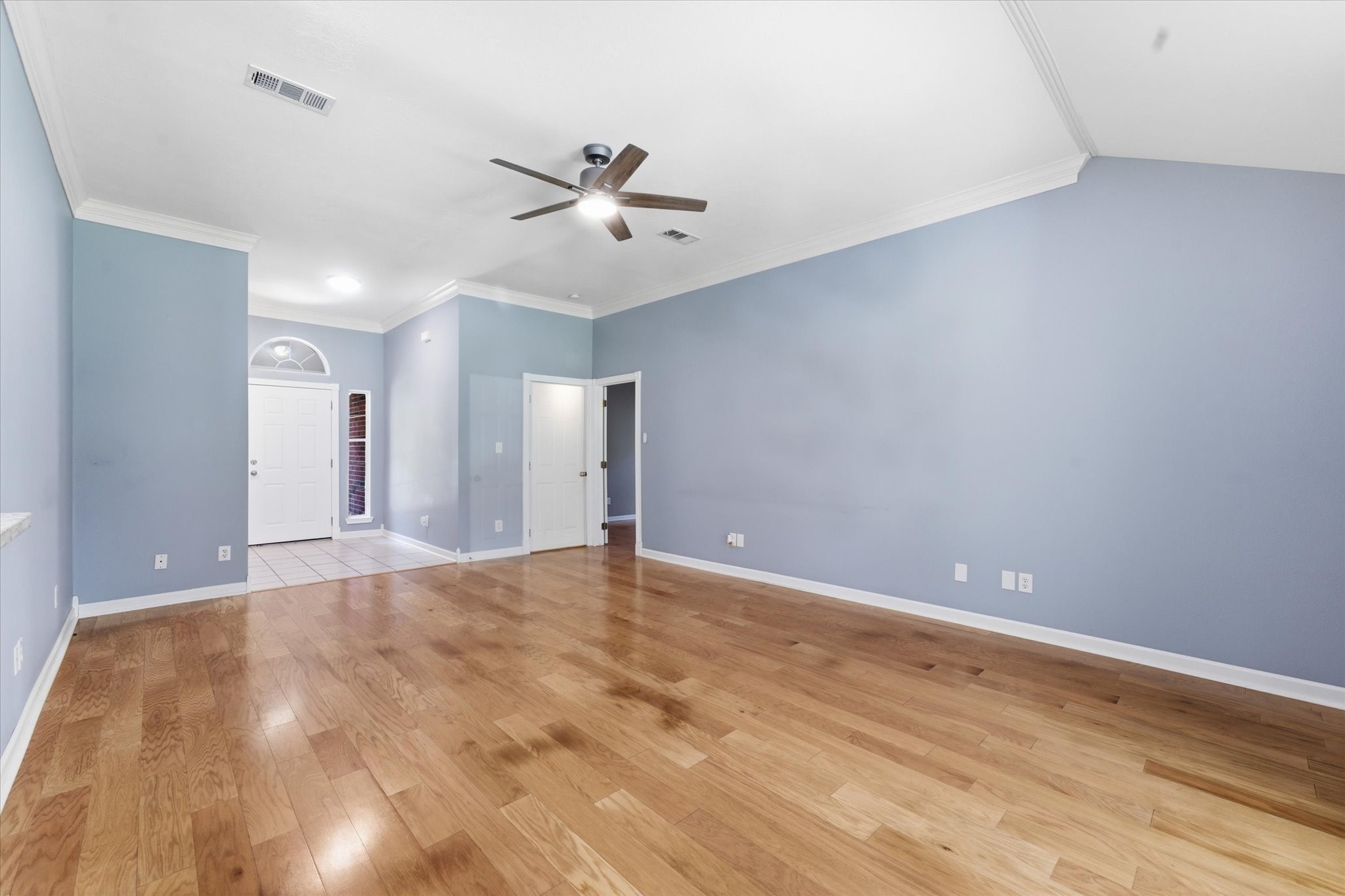 13 Westwood Drive Property Photo 9