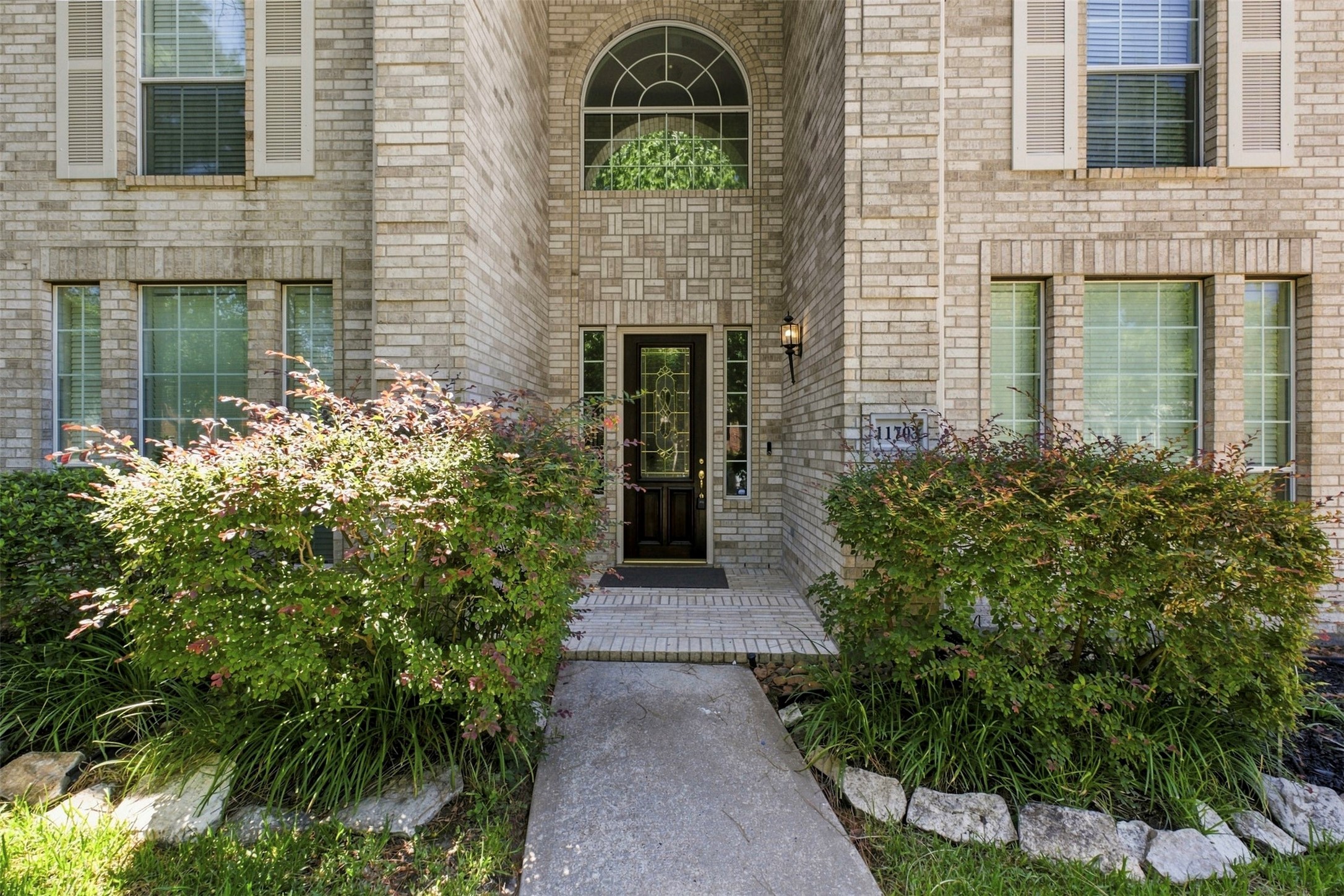 11703 Hillsgate Court Property Photo 2