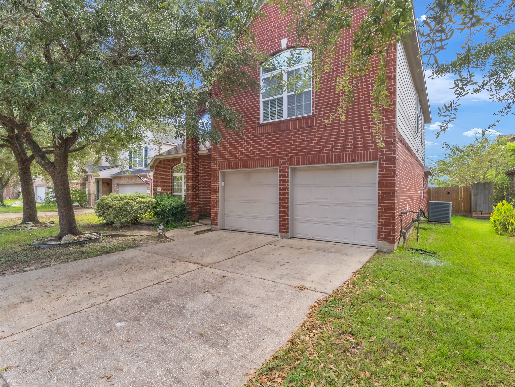 1511 Palisade Green Drive Property Photo 3