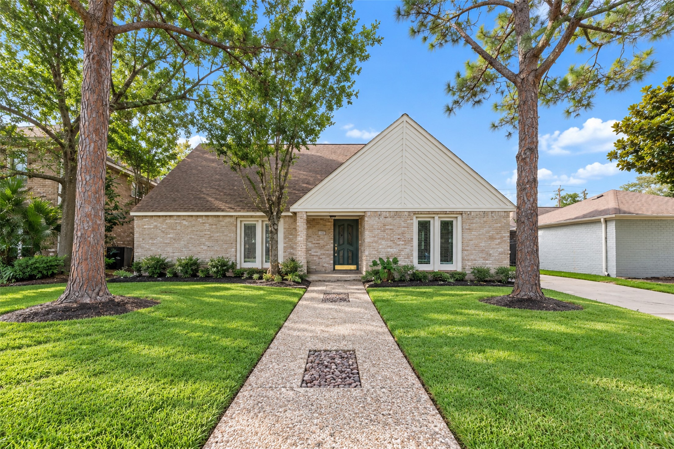 11307 Wickersham Lane Property Photo 2
