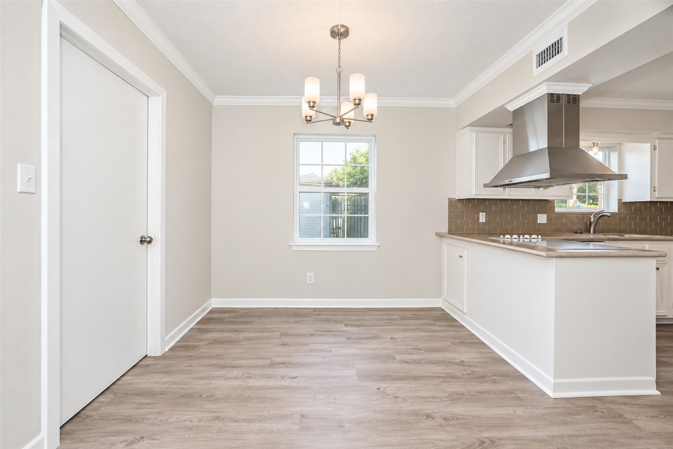 11307 Wickersham Lane Property Photo 13