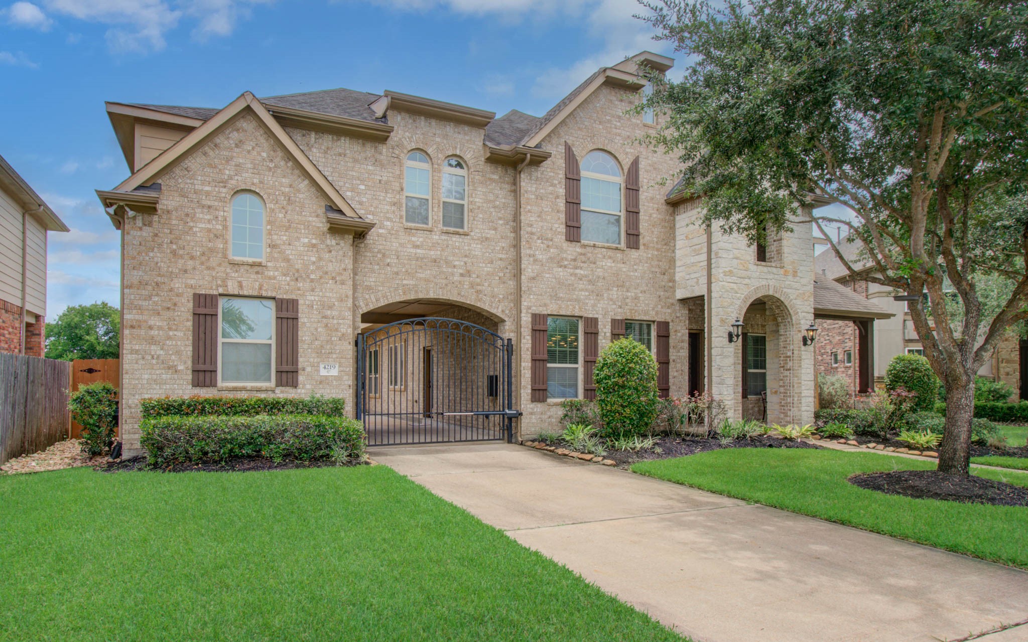 4219 Scenic Valley Lane