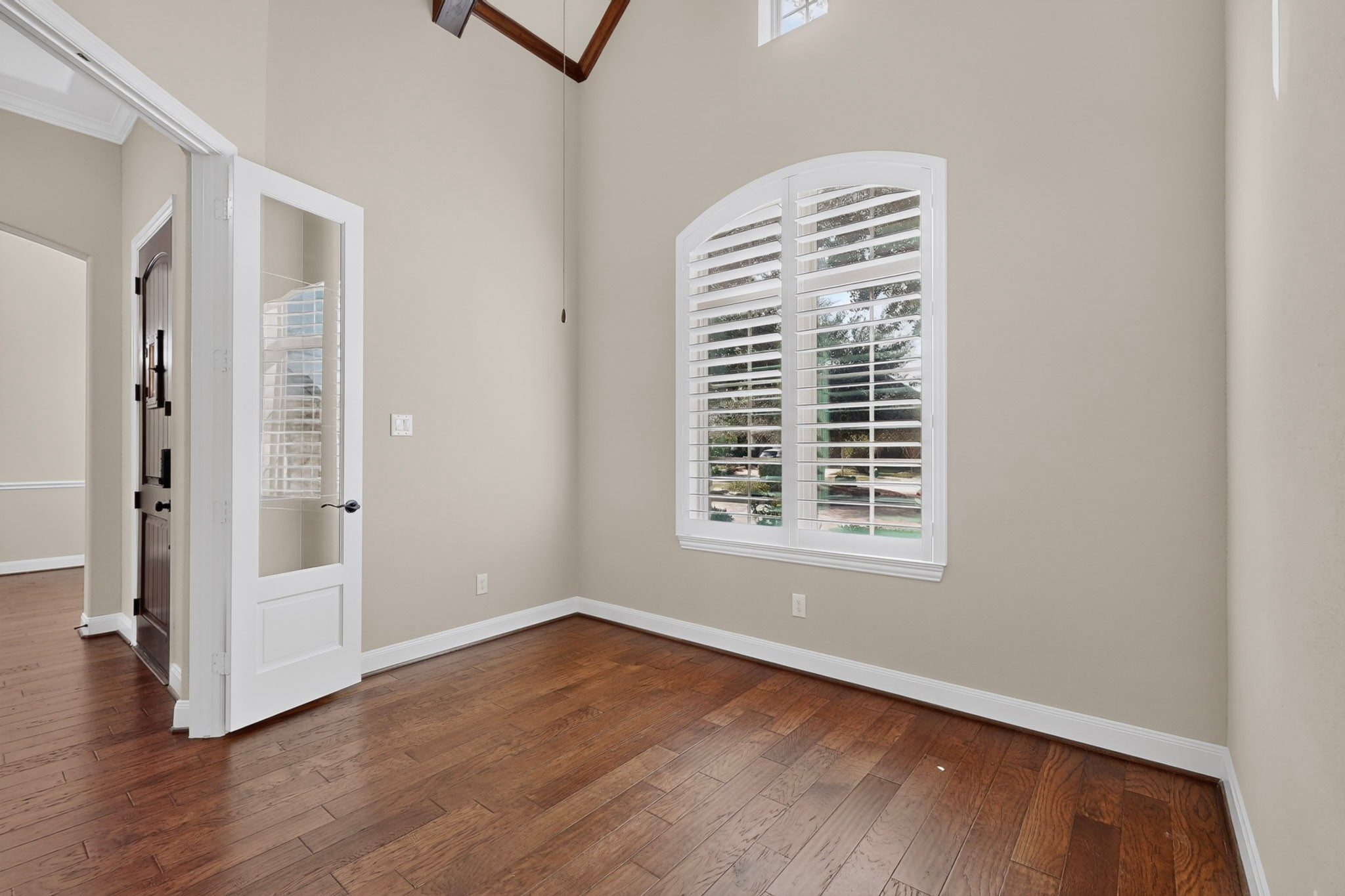 27822 Desert Manor Lane Property Photo 4