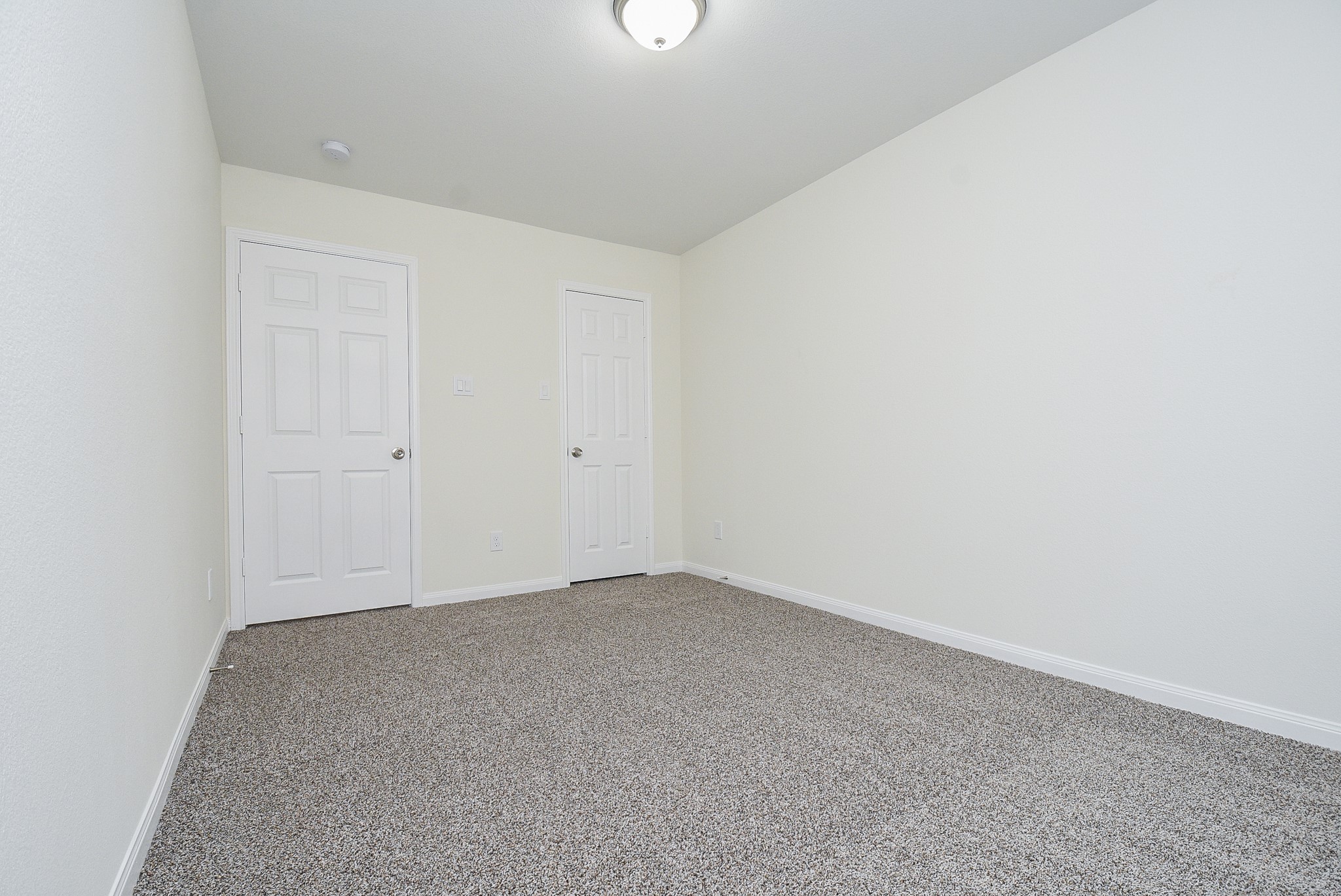 2807 Topiary Lane Property Photo 24