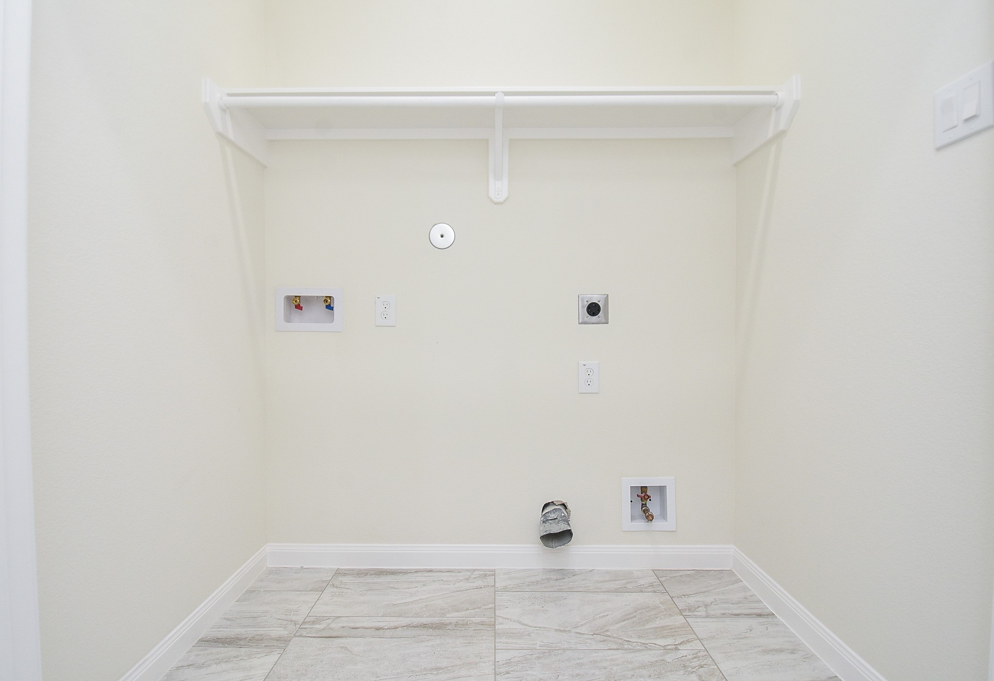 2807 Topiary Lane Property Photo 30