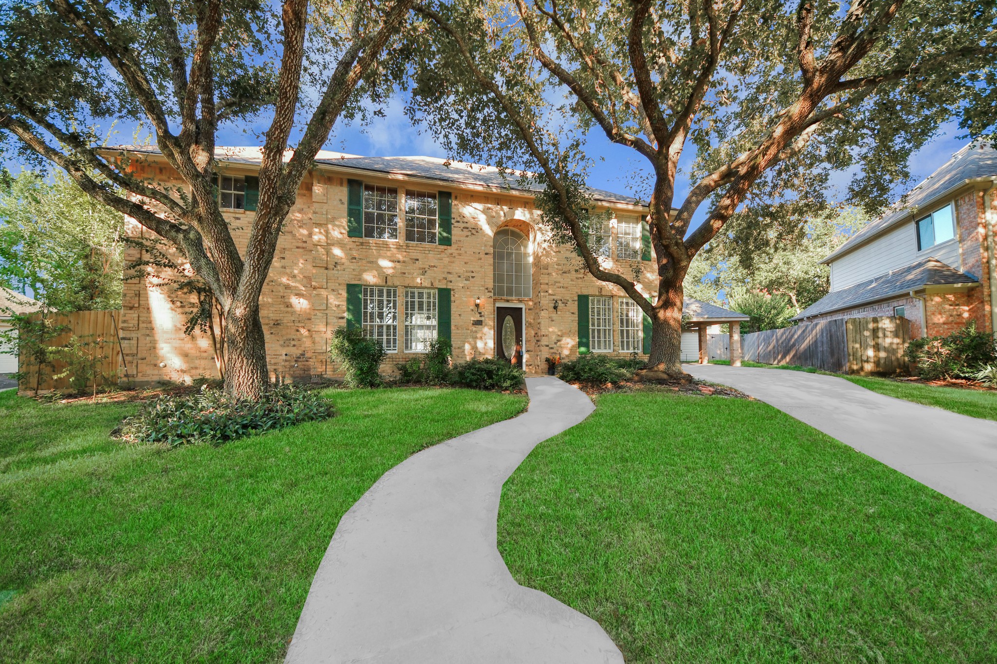 1910 Aspley Court Property Photo 3