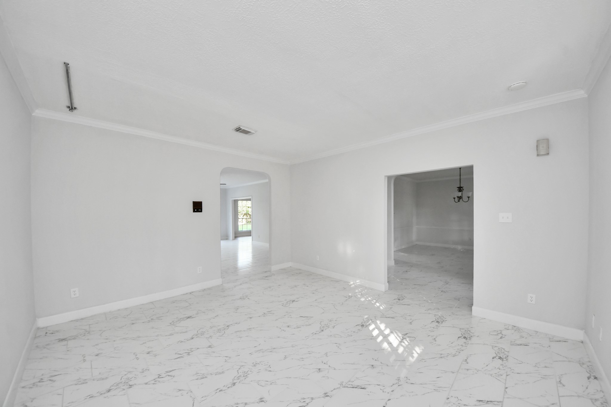 1910 Aspley Court Property Photo 8