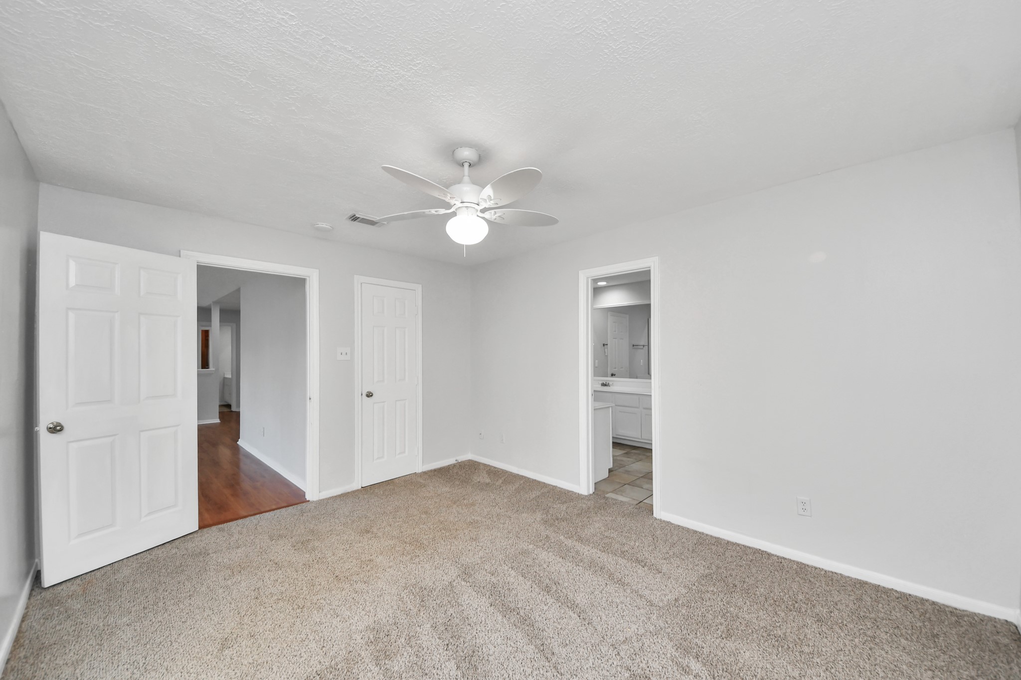 1910 Aspley Court Property Photo 41