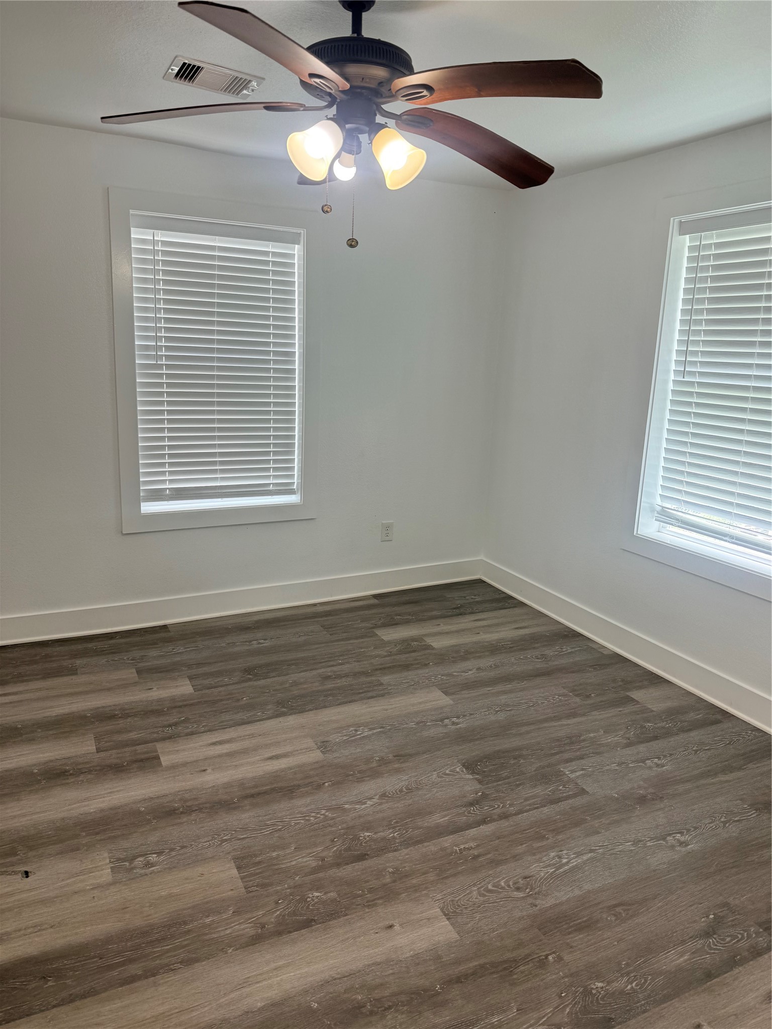 3618 Mainer Street Property Photo 4