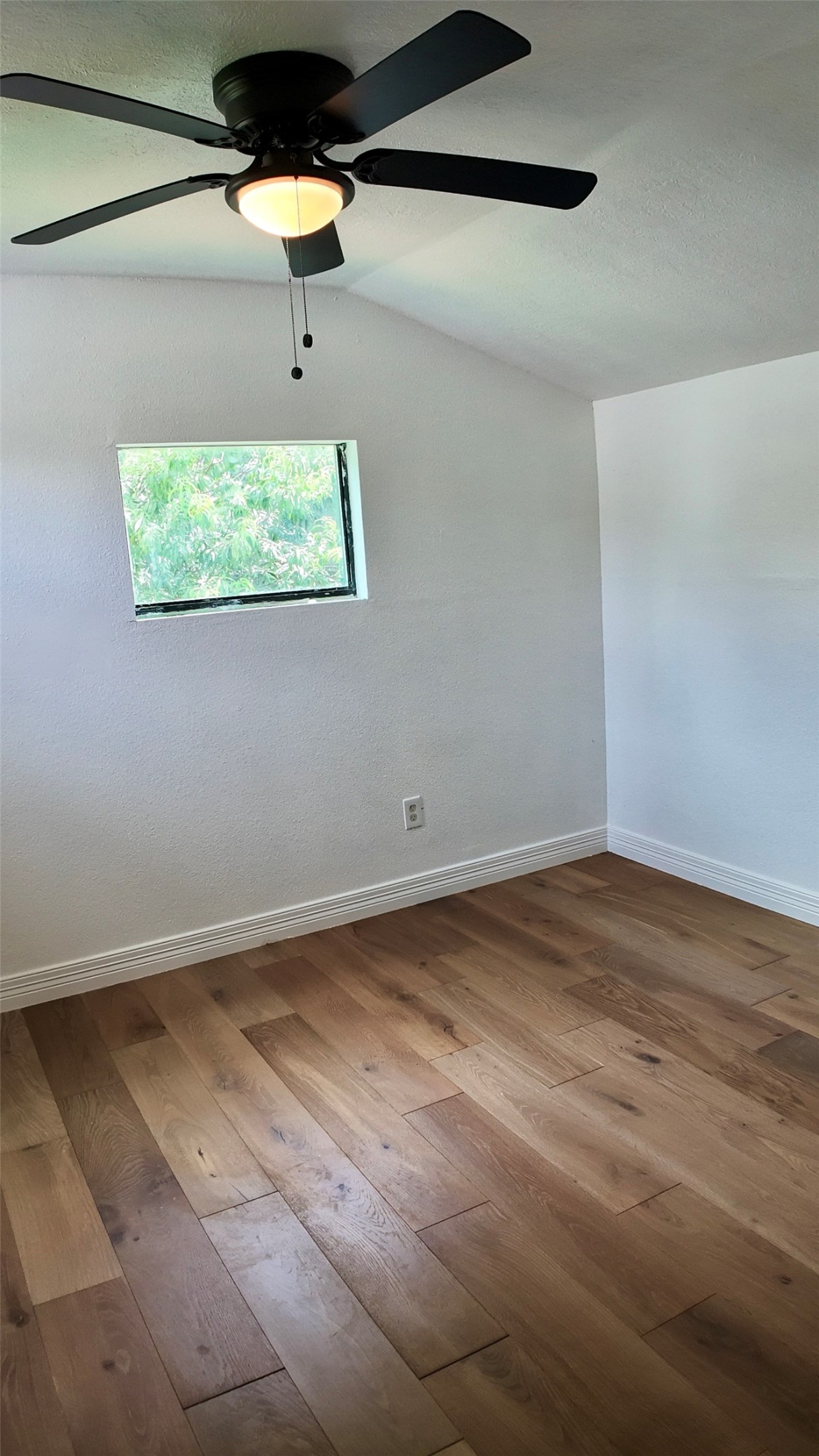 3618 Mainer Street Property Photo 8
