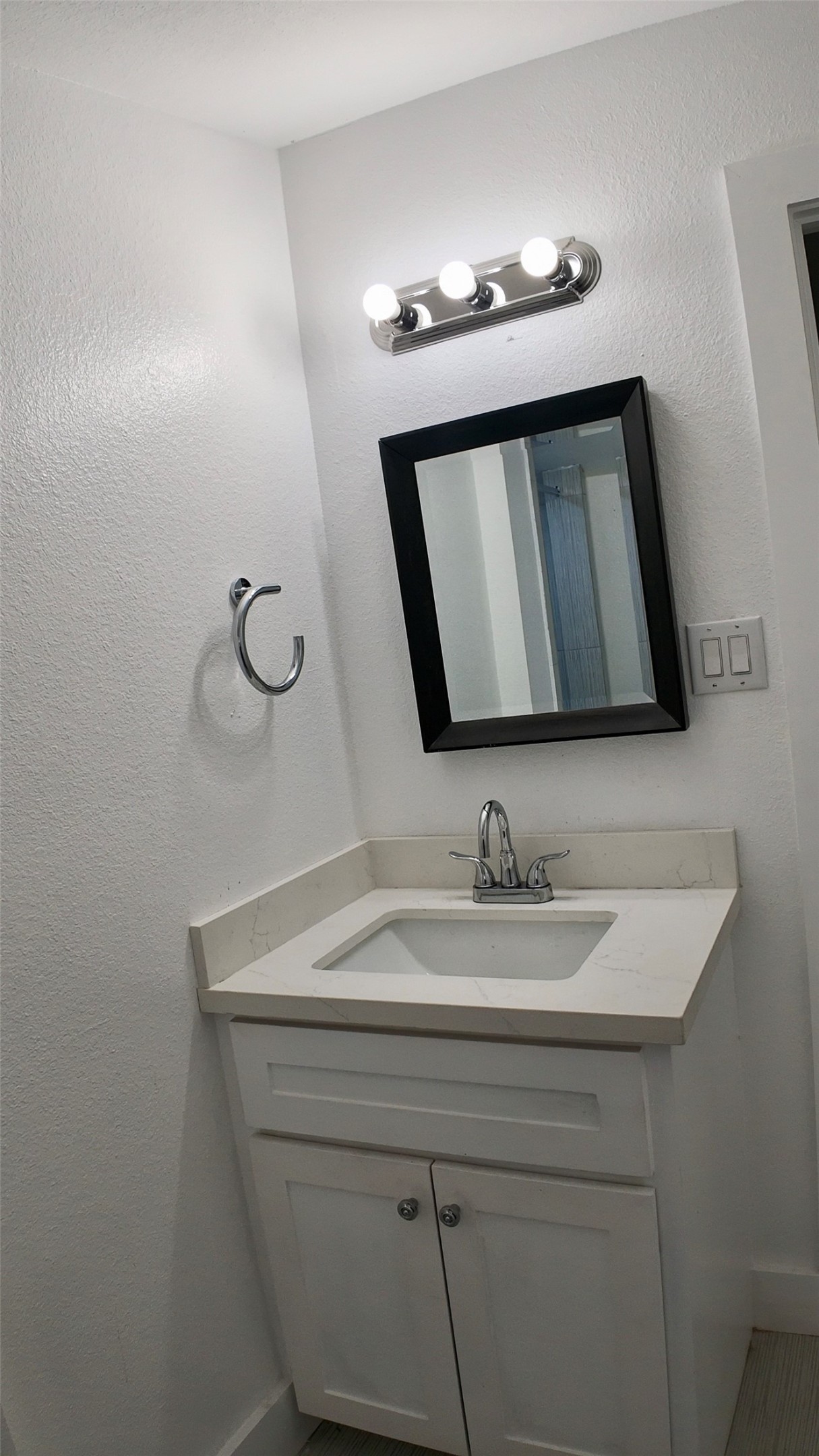 3618 Mainer Street Property Photo 9