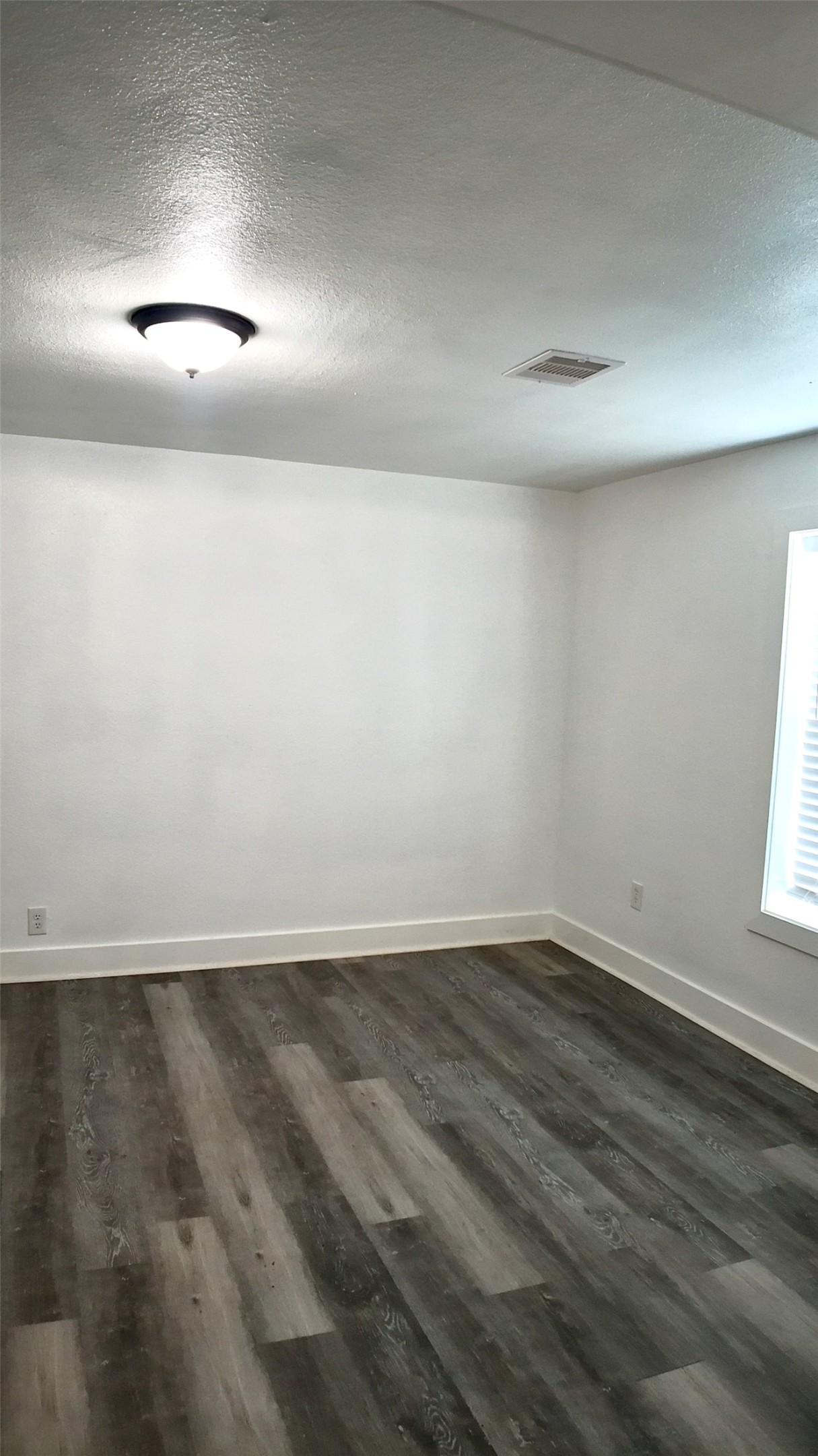 3618 Mainer Street Property Photo 15