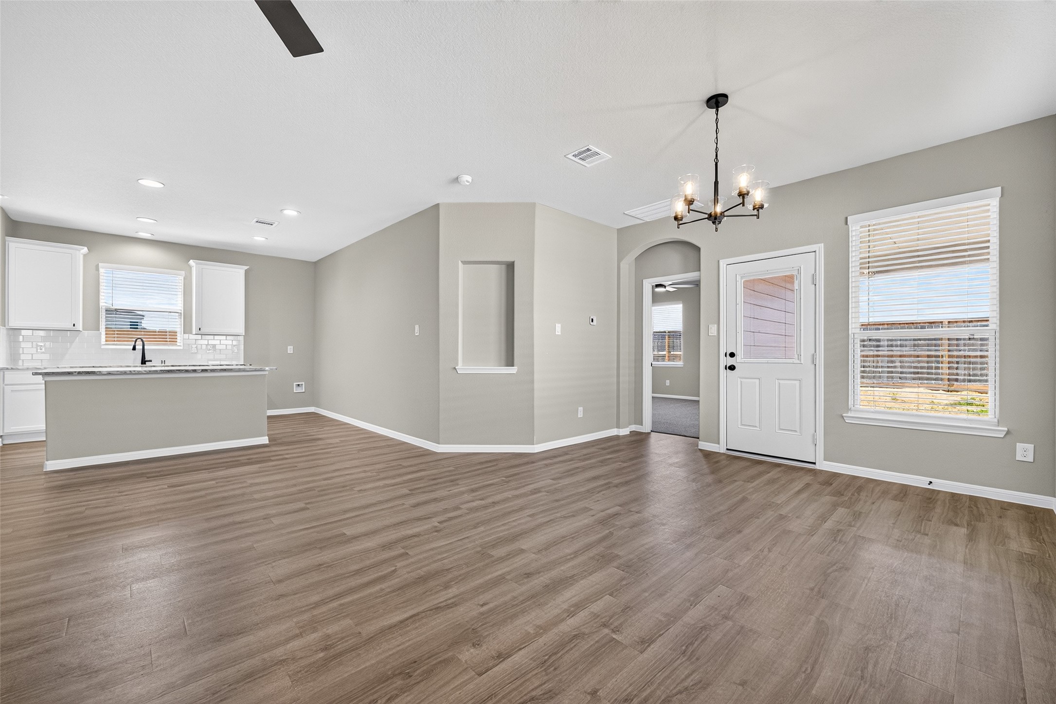 369 Stone Placa Trail Property Photo 9