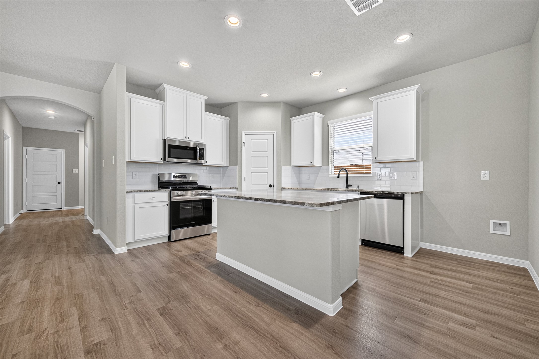 369 Stone Placa Trail Property Photo 12