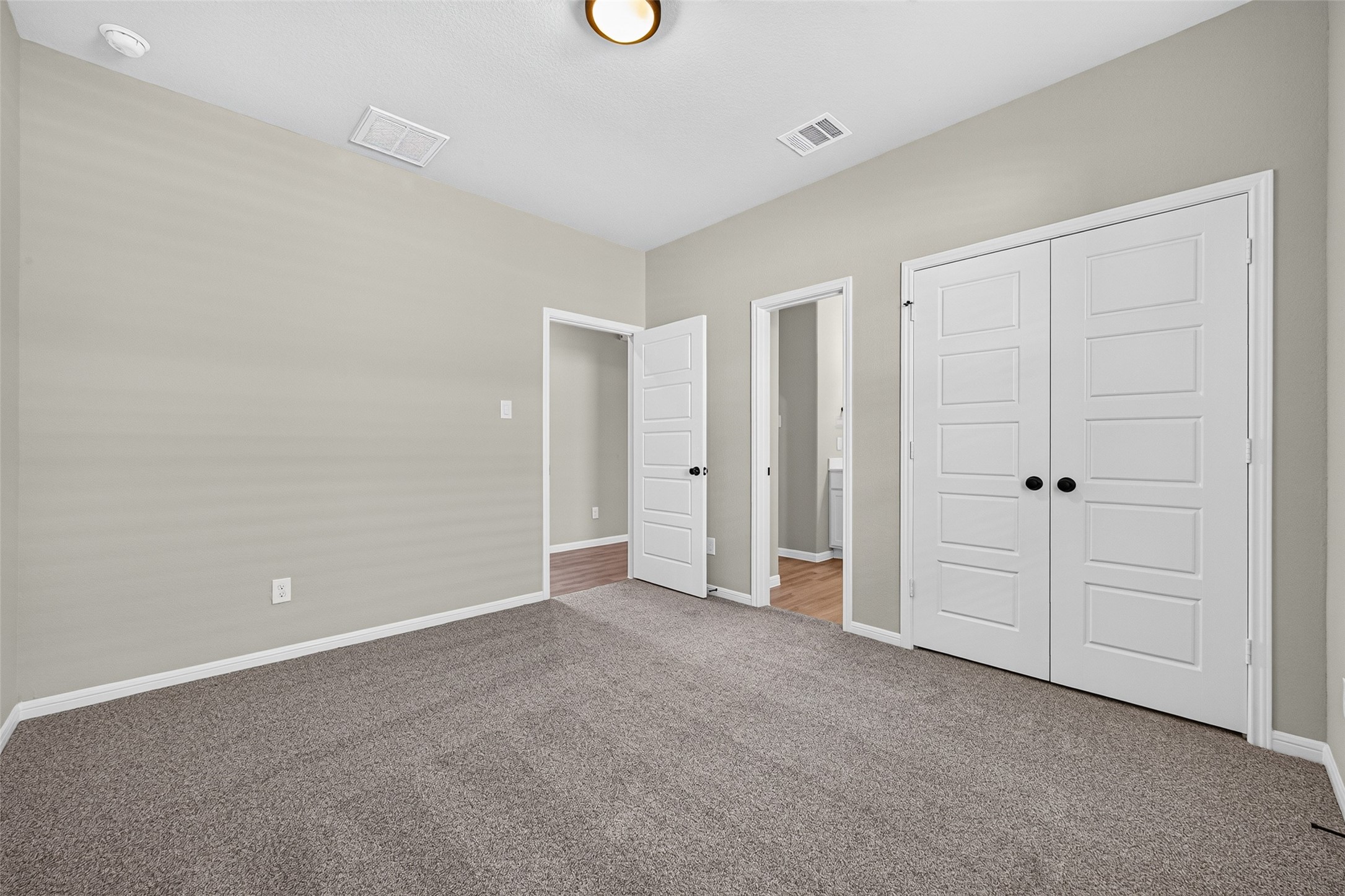 369 Stone Placa Trail Property Photo 24