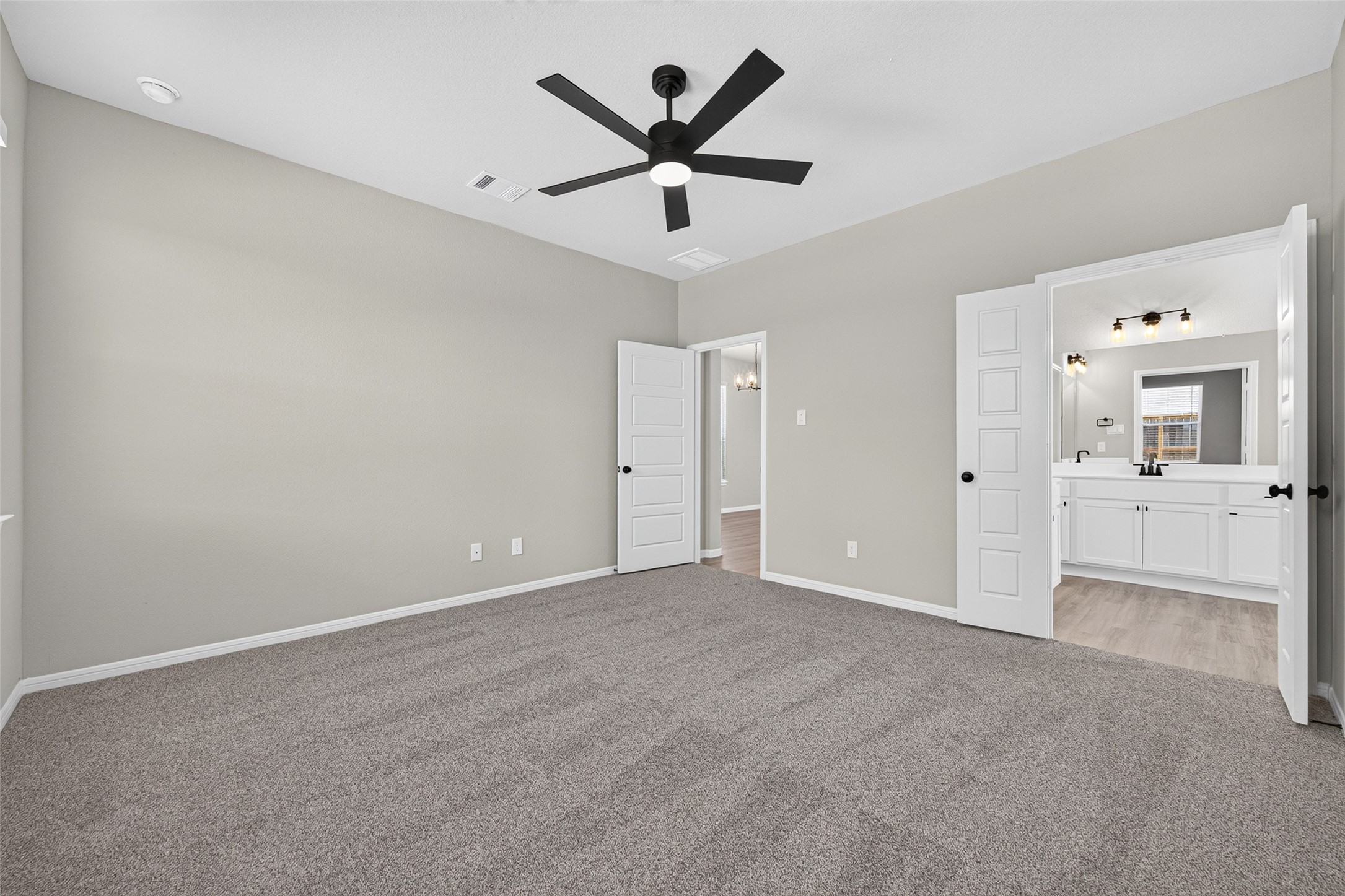 369 Stone Placa Trail Property Photo 29