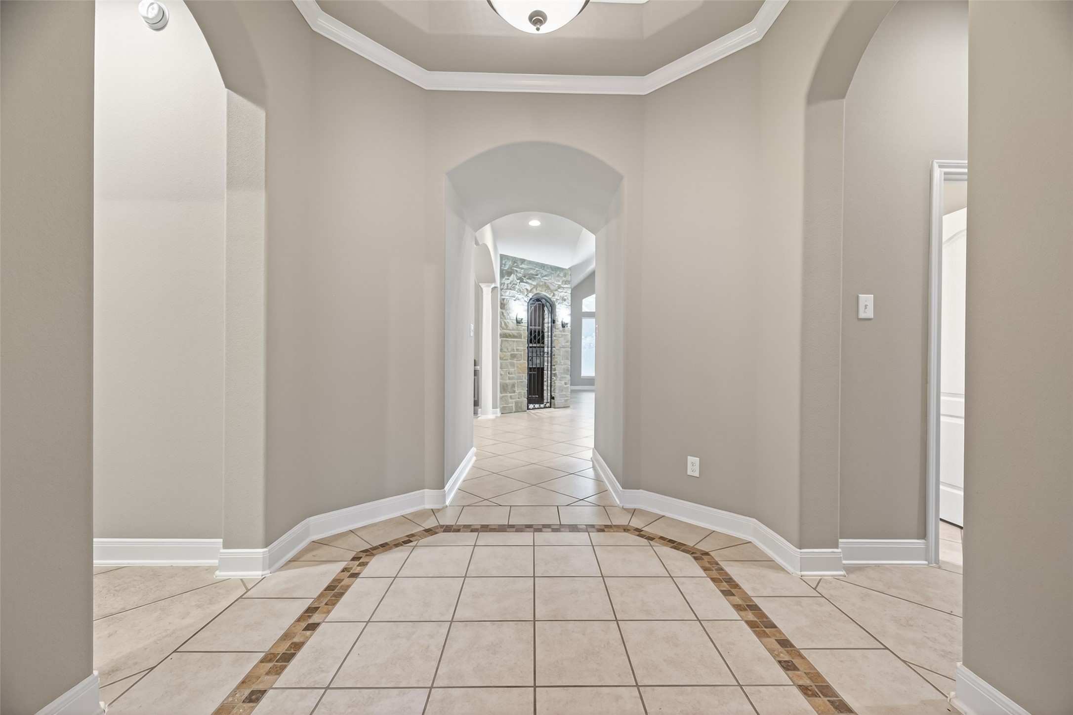 17415 Meadow Light Drive Property Photo 6
